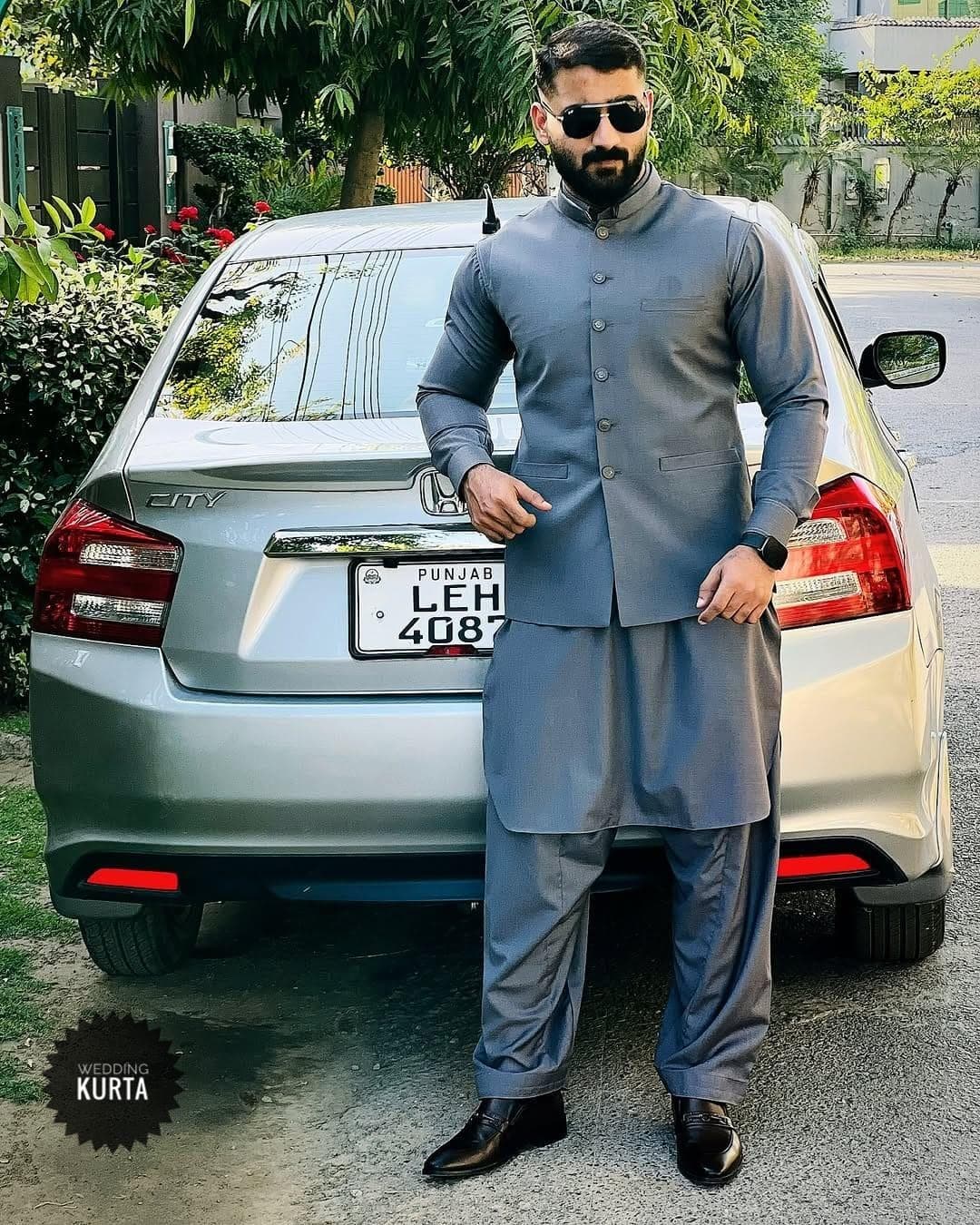 Men's Gray Kurta Pajama with Nehru Jacket: Silk Cotton Blend - image 3