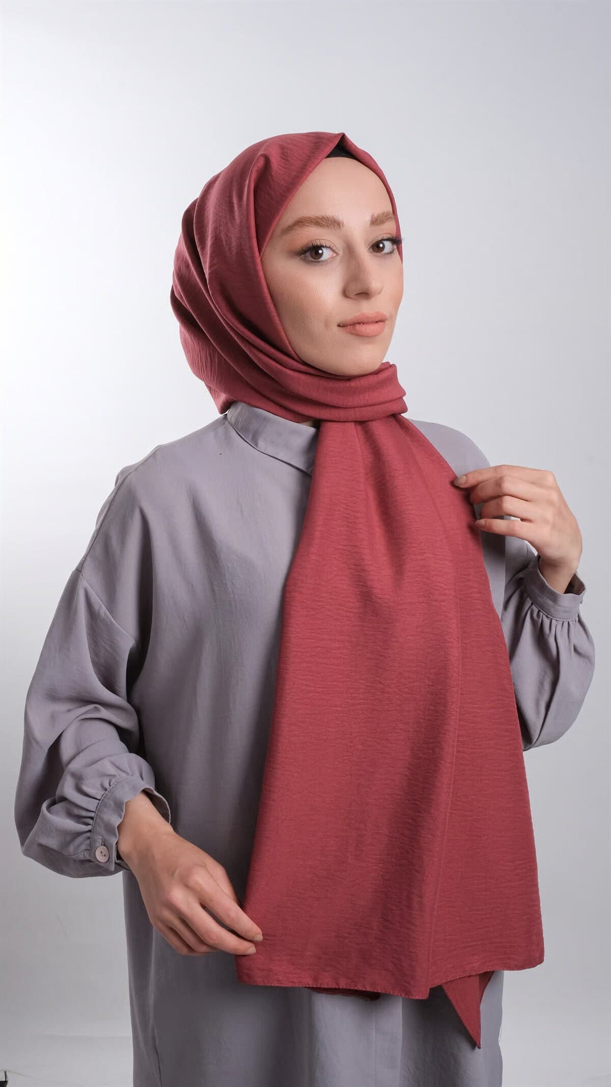 Chic Cotton Jazz Shawl - Modest Fashion Accessory - Premium Muslim Women's Scarf - Instant Hijab Elegance: Cotton Jazz Shawl for Women - image 3