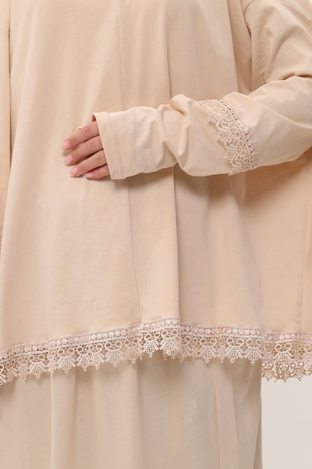 Modest Elegance: Two Piece Cotton Fabric Lace Prayer Dress for Women, Floor Length Modesty, Gift for Muslim Women, Prayer Dress Set