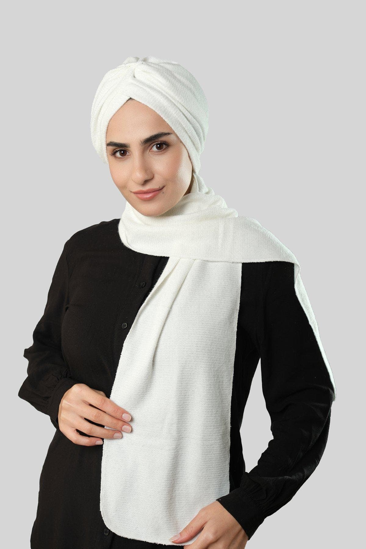 Cozy Winter Hijab Scarf with Attached Wrap, Plush Headscarf in Cream, Anthracite, Gray, Beige & Powder | Gift for Women Soft Jakar Headscarf