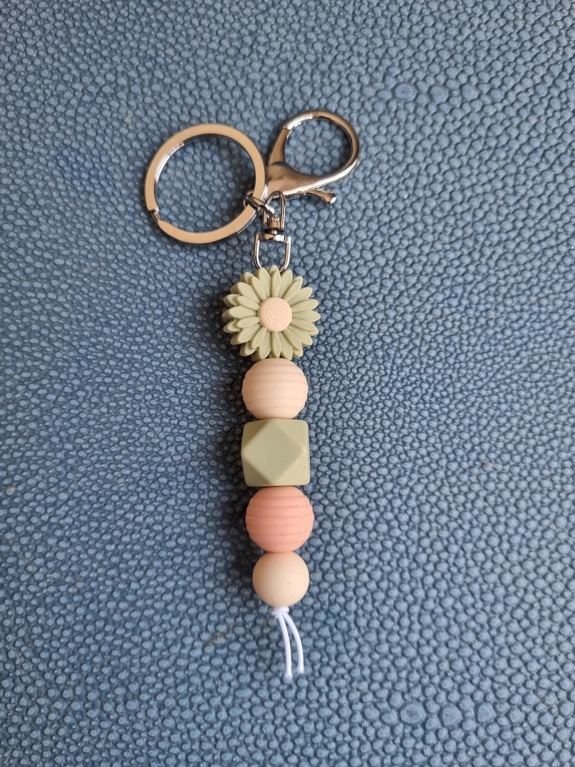 Silicone Beaded Keychain: Flower Keyring Bag Tag - image 4