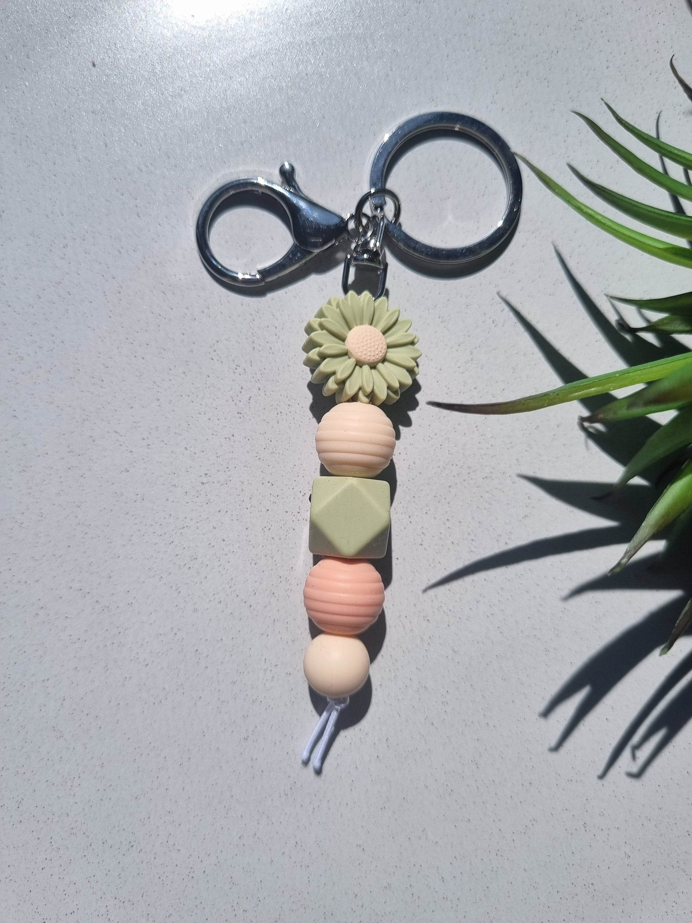 Silicone Beaded Keychain: Flower Keyring Bag Tag