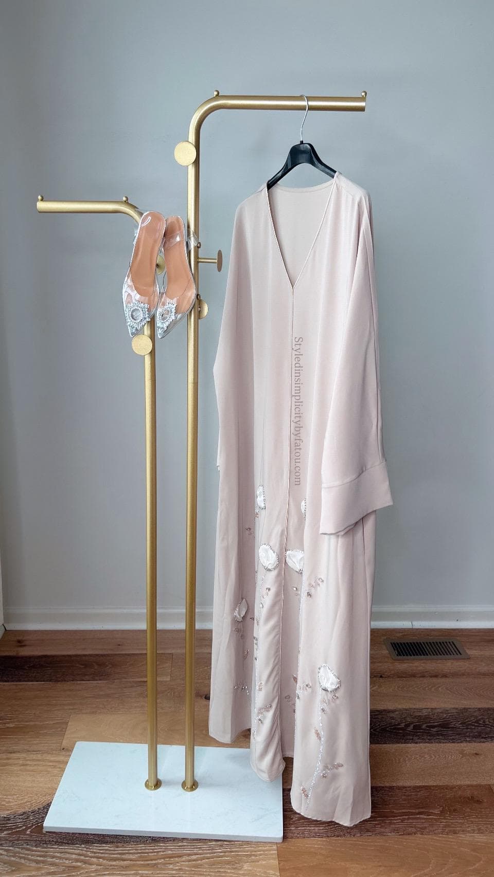 abayas, Dubai Abaya, abaya dress, abaya set, Muslim dress, abaya for women, Abaya, Modest dress, Muslim women dress, closed abaya