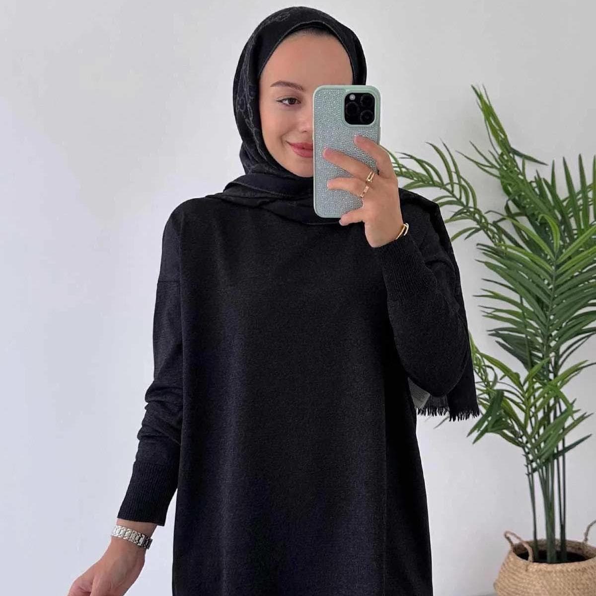Black Sparkling Mercerized Suit for Women – Elegant Two-Piece Knitwear Set with Oversized Top and Wide-Leg Pants,(KH-1241)