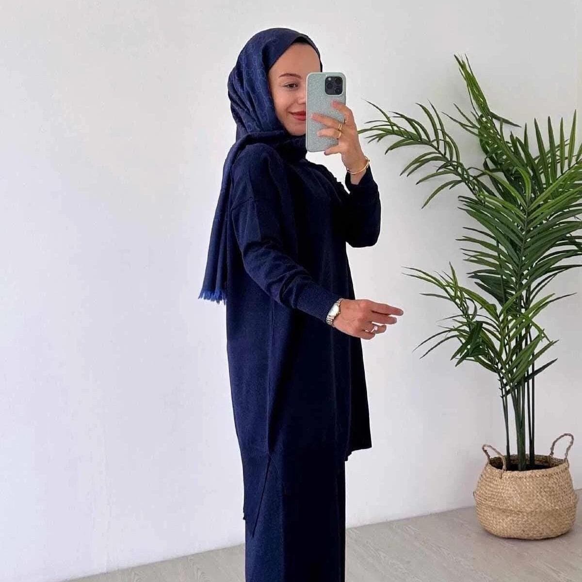 Navy Blue Women’s Sparkling Mercerized Set – Luxurious Oversized Top and Wide Pants, Soft Knitwear for Modern and Effortless Style,(KH-1241)
