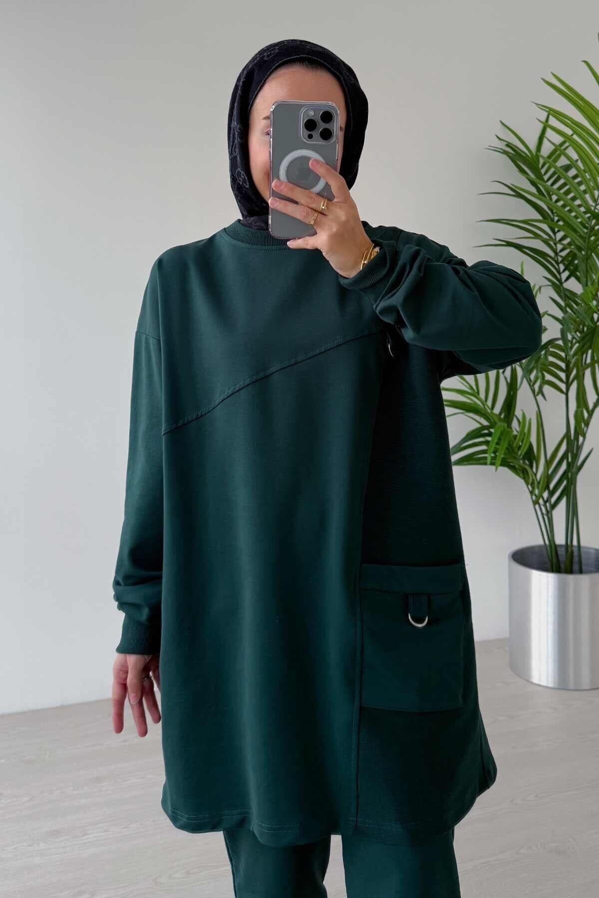 Emerald Green Crew Neck Two Yarn Suit with Single Pocket - Women's Stylish and Comfortable Modest Set for Everyday Wear,(KH-2021)