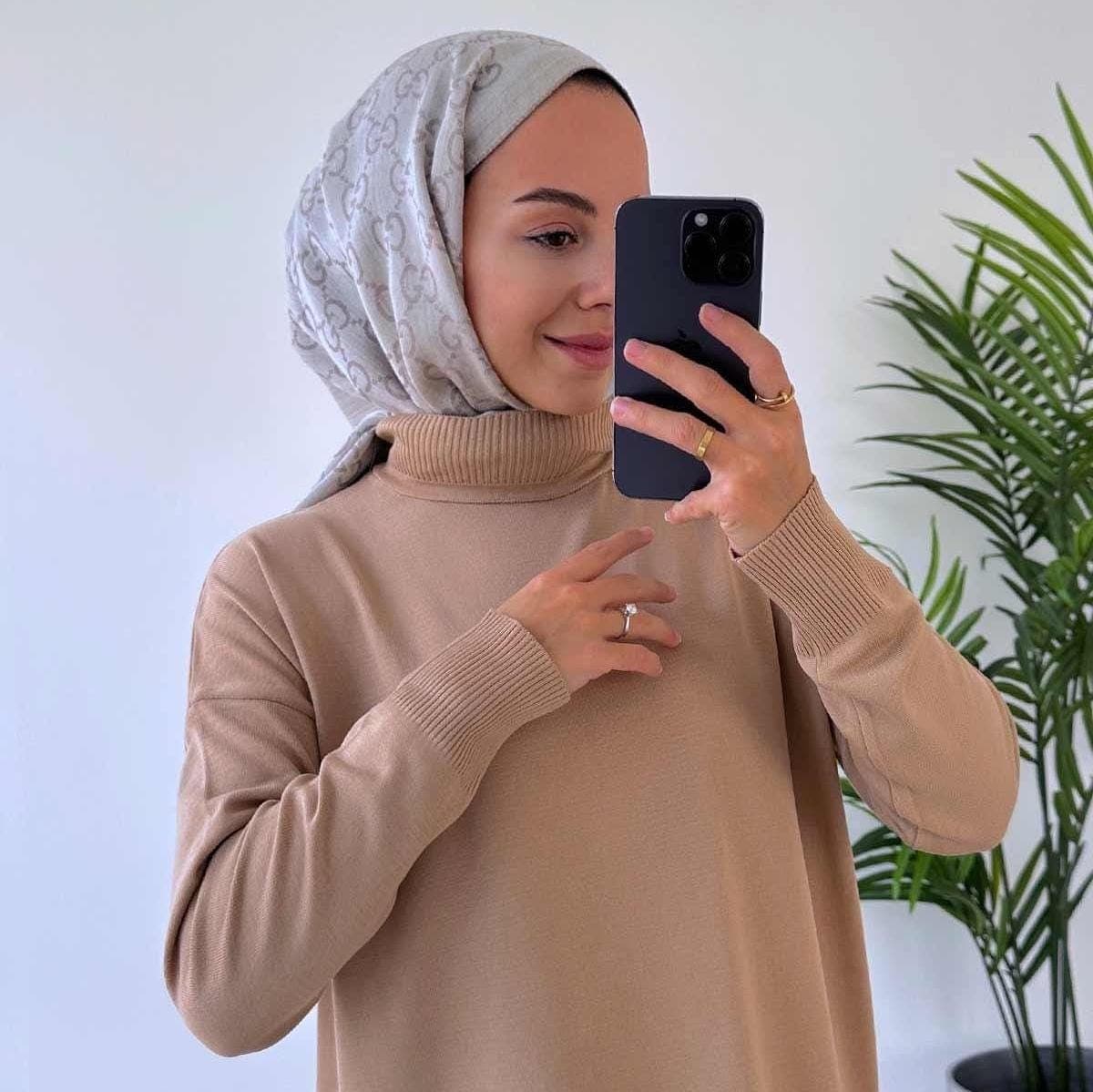 Long Sleeve Mercerized Knit Dress in Cappuccino - Comfortable and Chic Maxi for Modest Fashion - Perfect for Everyday Wear,(KH-1718)