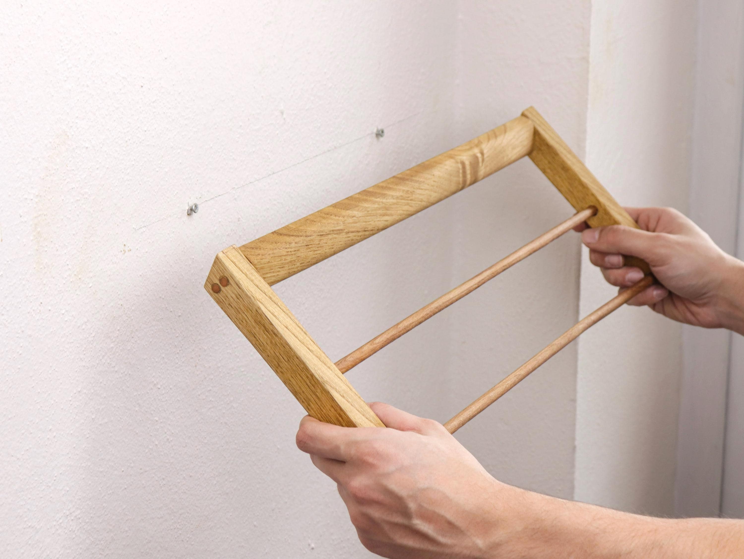 Handmade Chestnut Wood Towel Hanger, Slanted Wall Mounted Kitchen, Wooden Dishcloth Holder, Modern Organizer