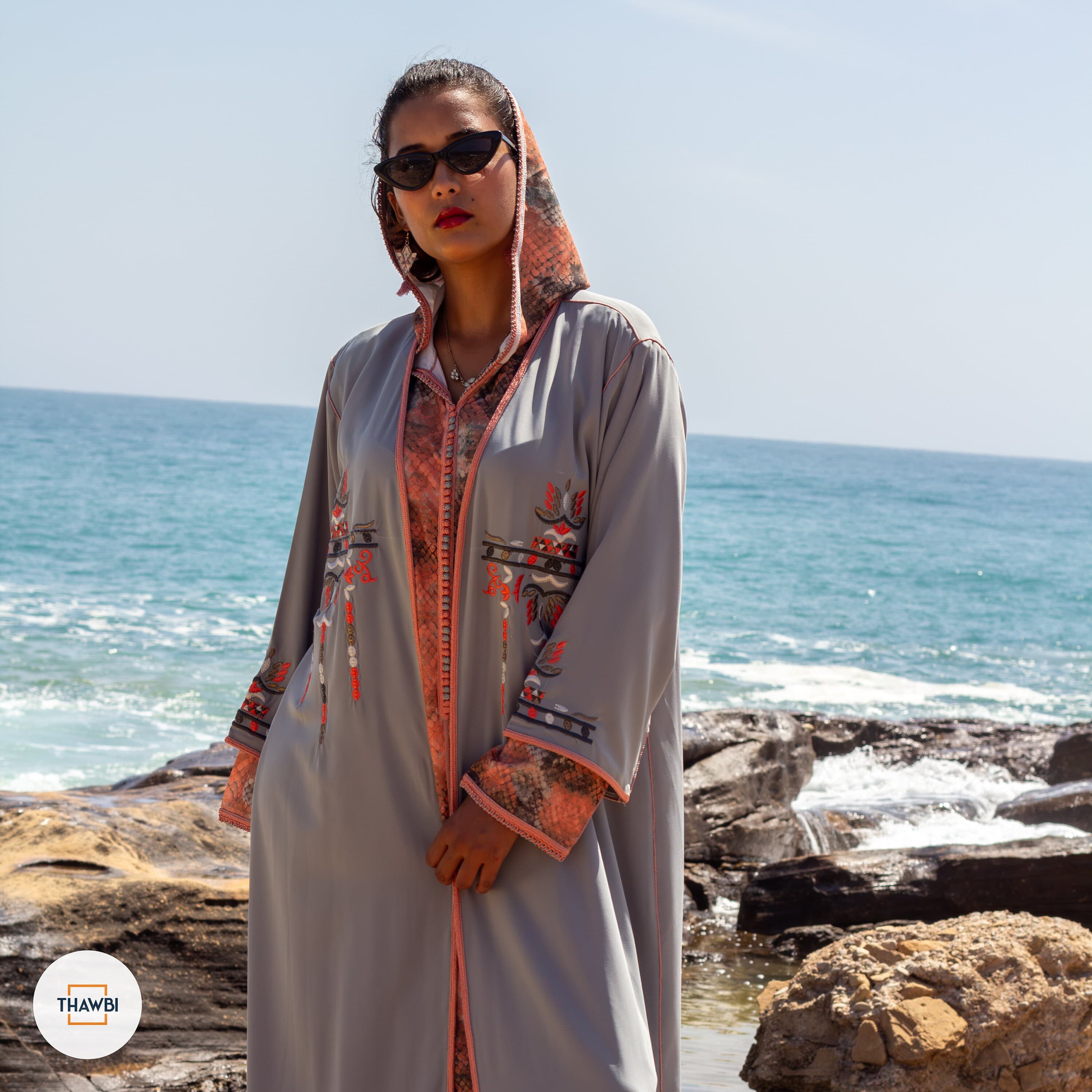 Vintage Moroccan Kaftan: Handmade Embroidered Djellaba, 2-Piece Set - image 3