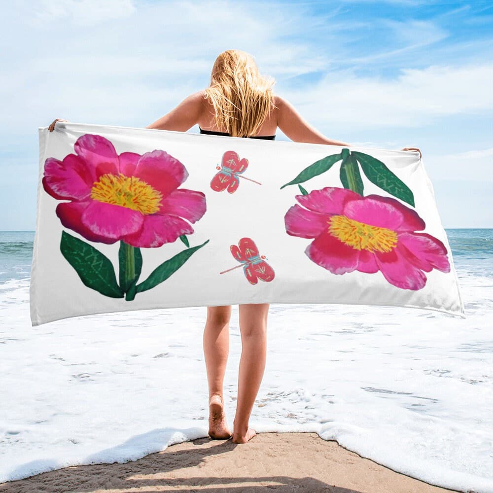 Pink Floral Beach Towel: Botanical Flower Bath & Gym Towel