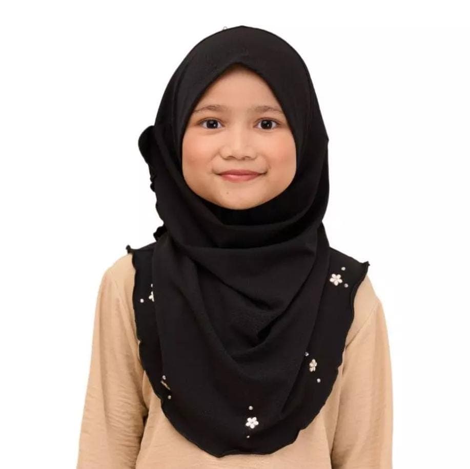 Ironless Moss Crepe Kids Hijab with Beads, Instant Slip-On, Modest Girls' Headscarf, Stylish Muslim Hijab, Comfortable Islamic Wear - image 4