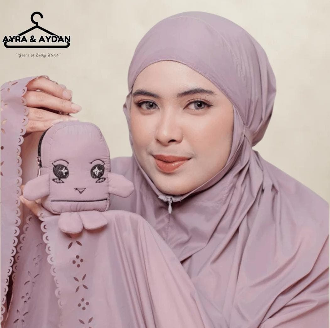 Lightweight Travel Telekung with Cute Cartoon Shaped Pouch, Laser Cut Mukena Prayer Set, Portable Prayer Garment, Islamic Gift for Her