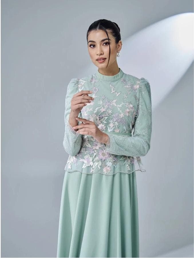 Elegant Modest Long Dress with Lace Embroidery, Bridesmaid Gala Dinner Dress, Kebaya Style Evening Gown, Muslimah Occasion Wear, Custom Fit - image 5