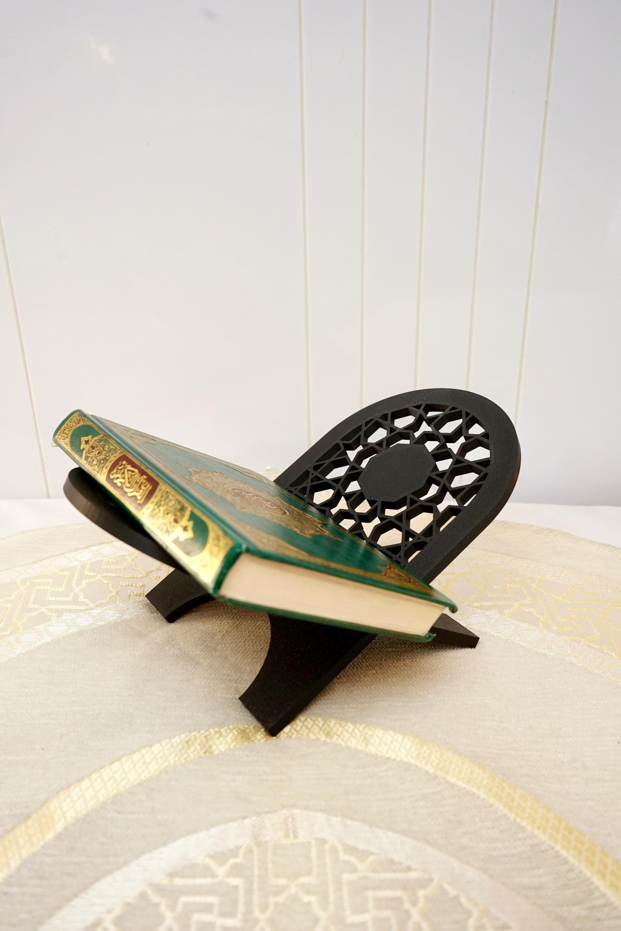 Quran Stand – Personalised Islamic Rehal – 3D Printed Muslim Gift – Ramadan & Eid Home Decor | Geo Arch Design