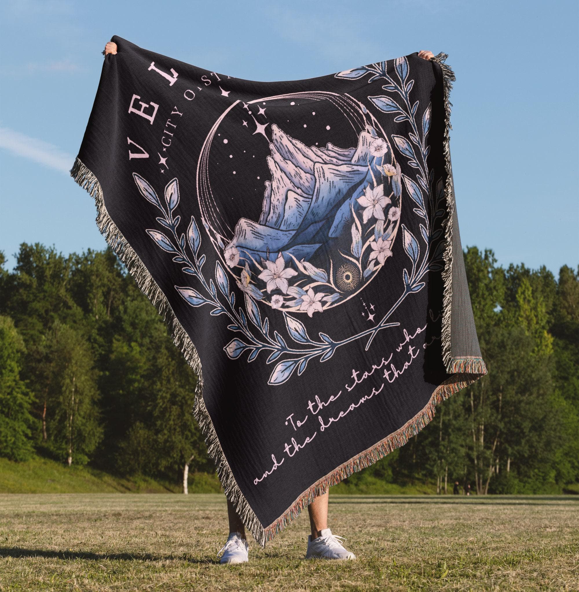 Romantasy Book Quote Blanket: Fae World, Night Court Merch, Black Friday Gift