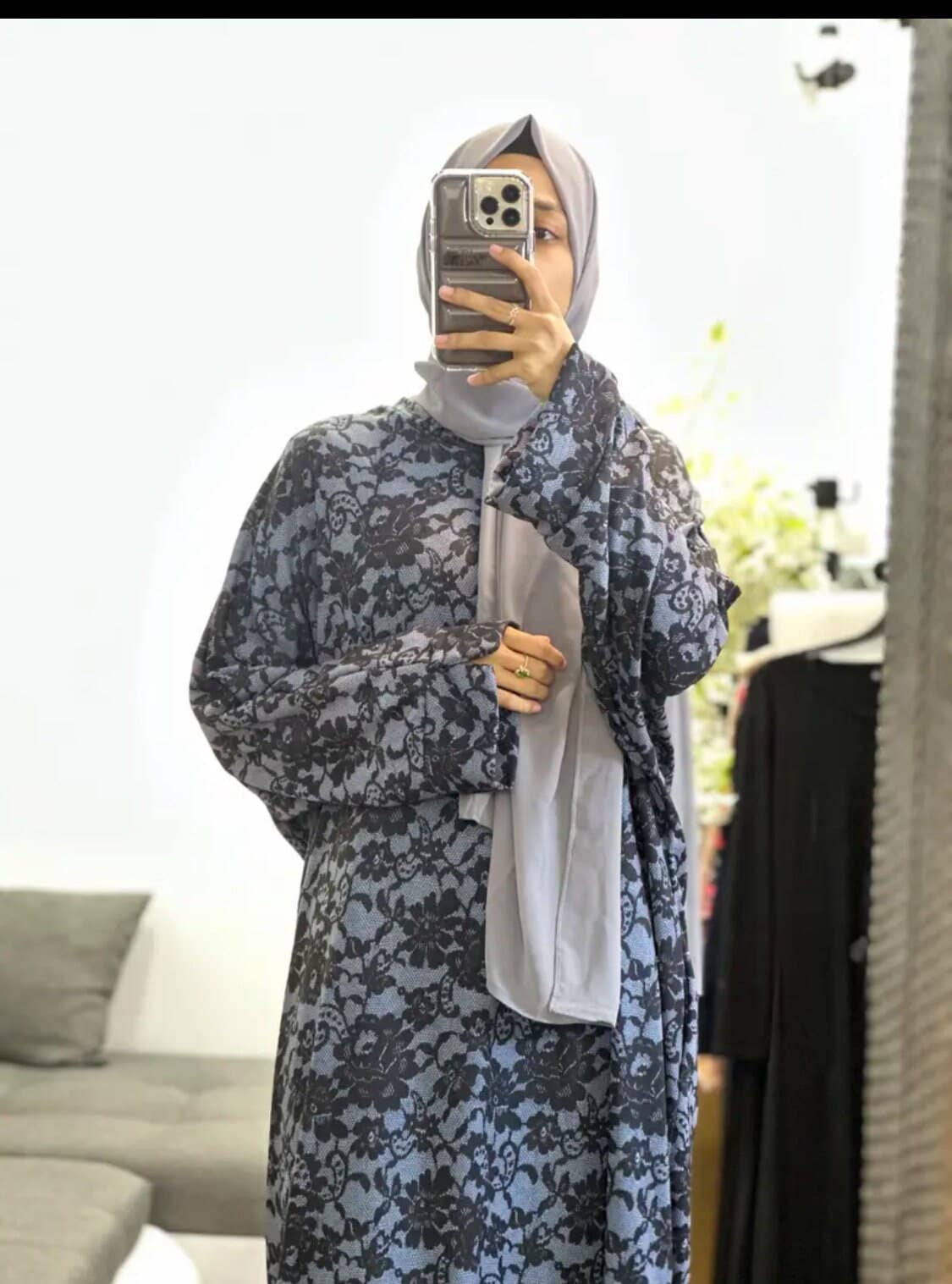 free size batwing slit sleeve style winter abaya - image 4
