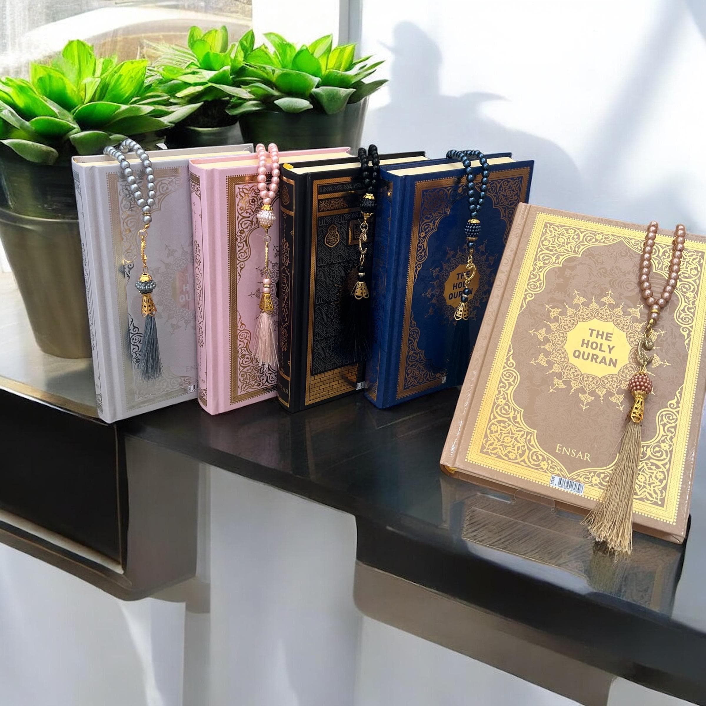 English Arabic Quran: Muslim Holy Book, Wedding, Hajj, Umrah, Islamic Gift
