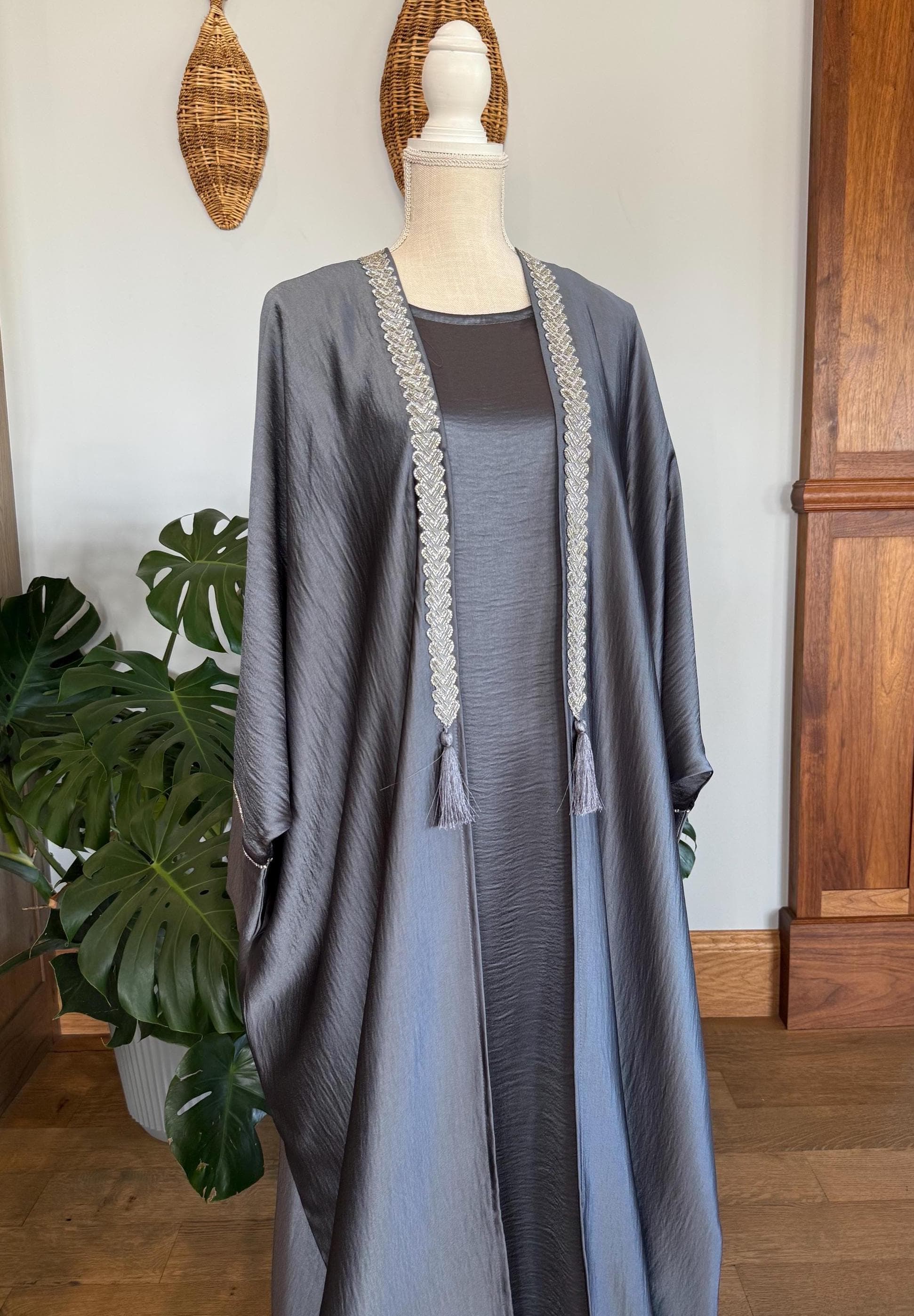 Grey Embellished Abaya: Dubai Style, Matching Belt & Headscarf