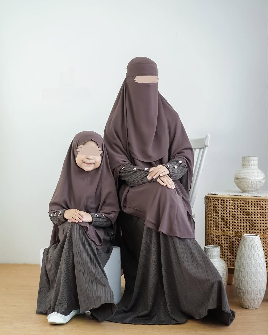 Marble Knit Abaya Khimar Set: Modest Muslim Dress Outfit