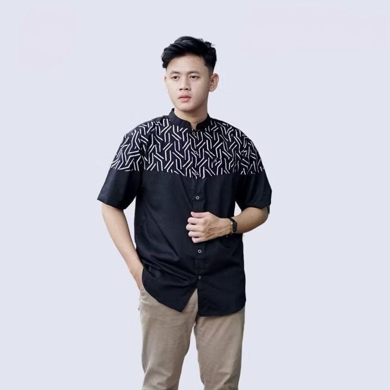 Geometric Print Men's Shirt: Anti-Wrinkle Cotton Blend Koorta