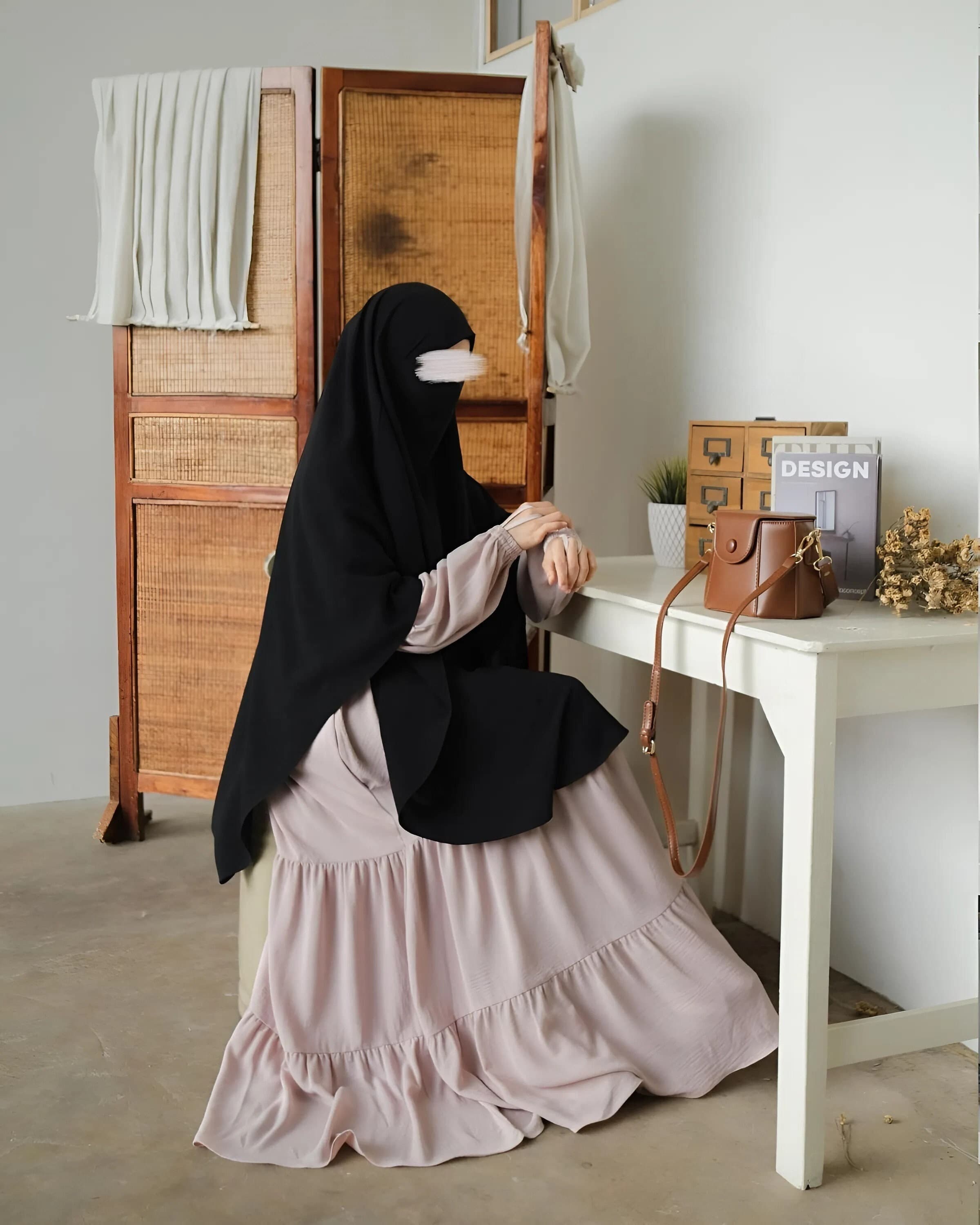 Princess Crinkle Fabric French Khimar Abaya: Modest Islamic Dress