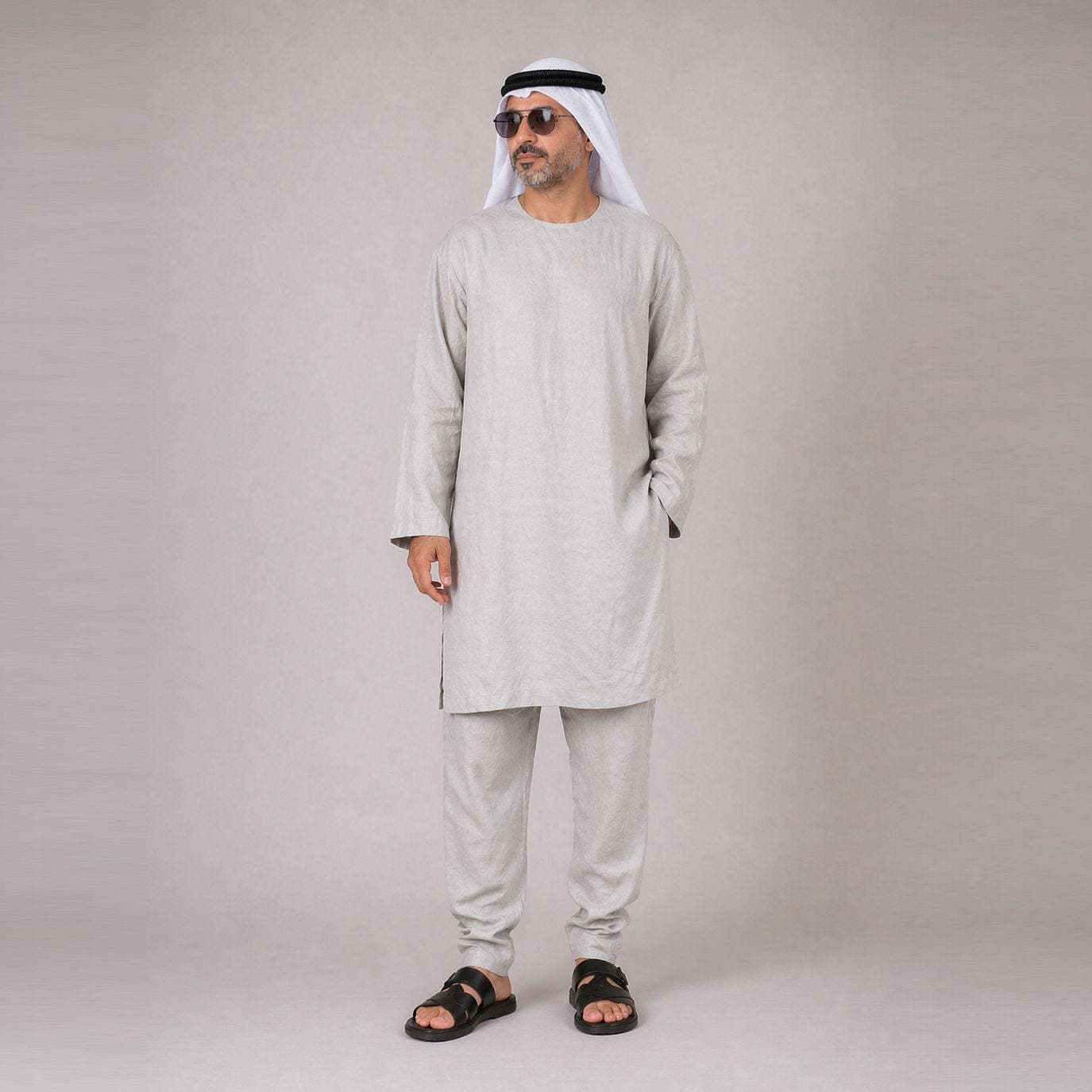 Belgian Linen Men's Arab Thobe - Emirati Kandura - Lightweight Thobe - Gulf Style Thobes - 30 Colors