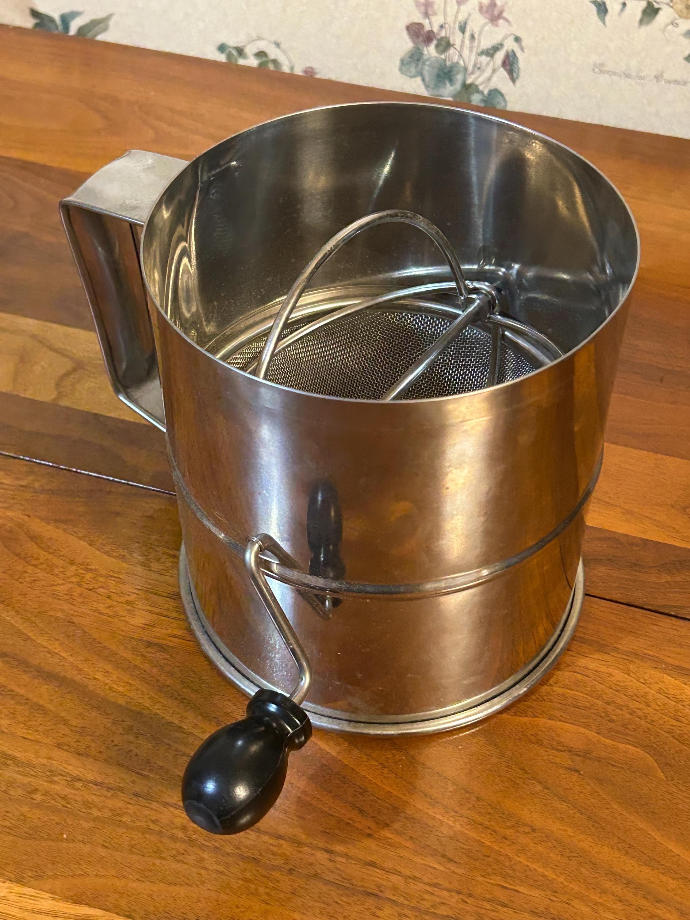 Vintage Large Hand Crank Flour Sifter 6 1/2" - 4-6 Cup Baking Tool
