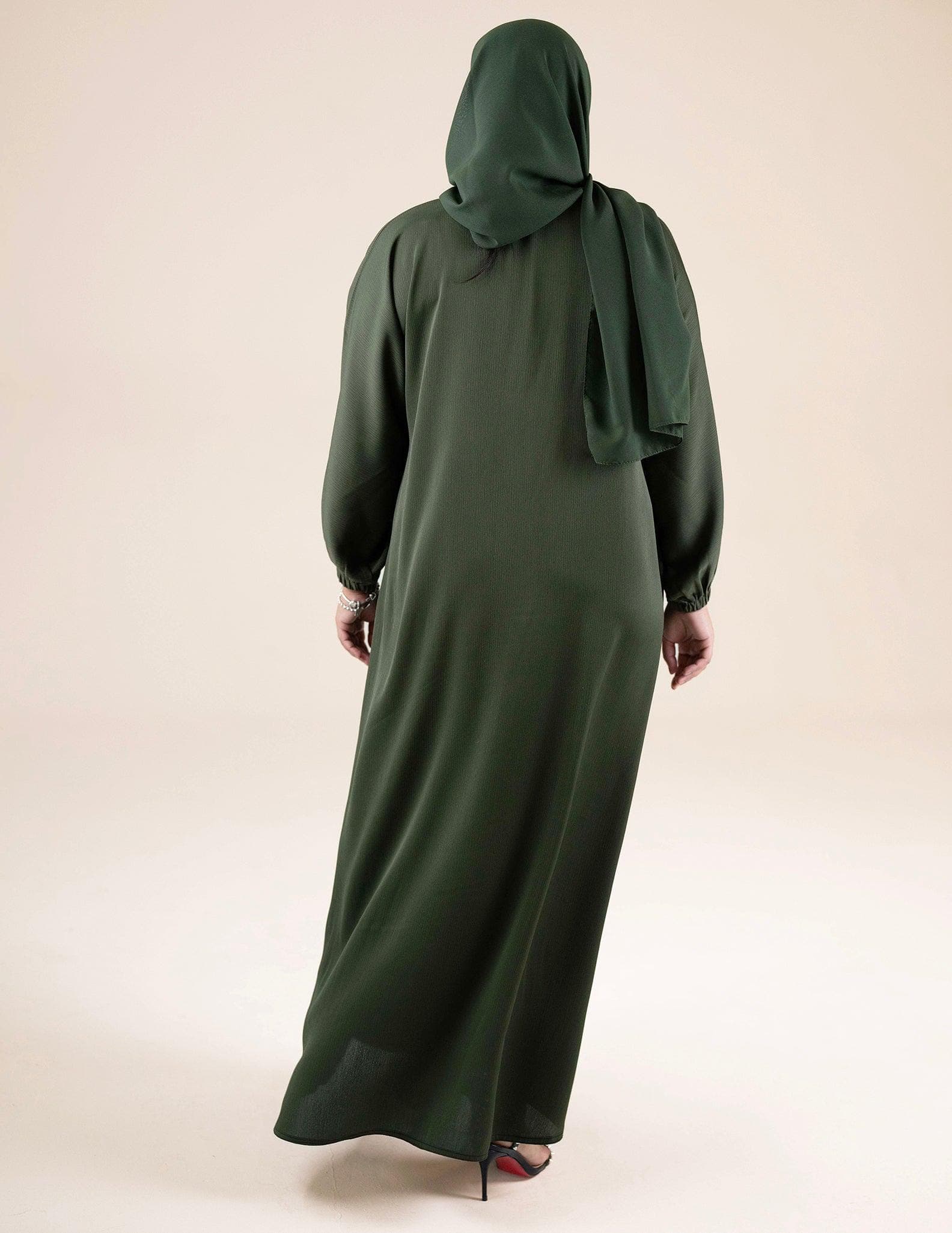 Essential Closed Olive Cuffed Abaya - image 3