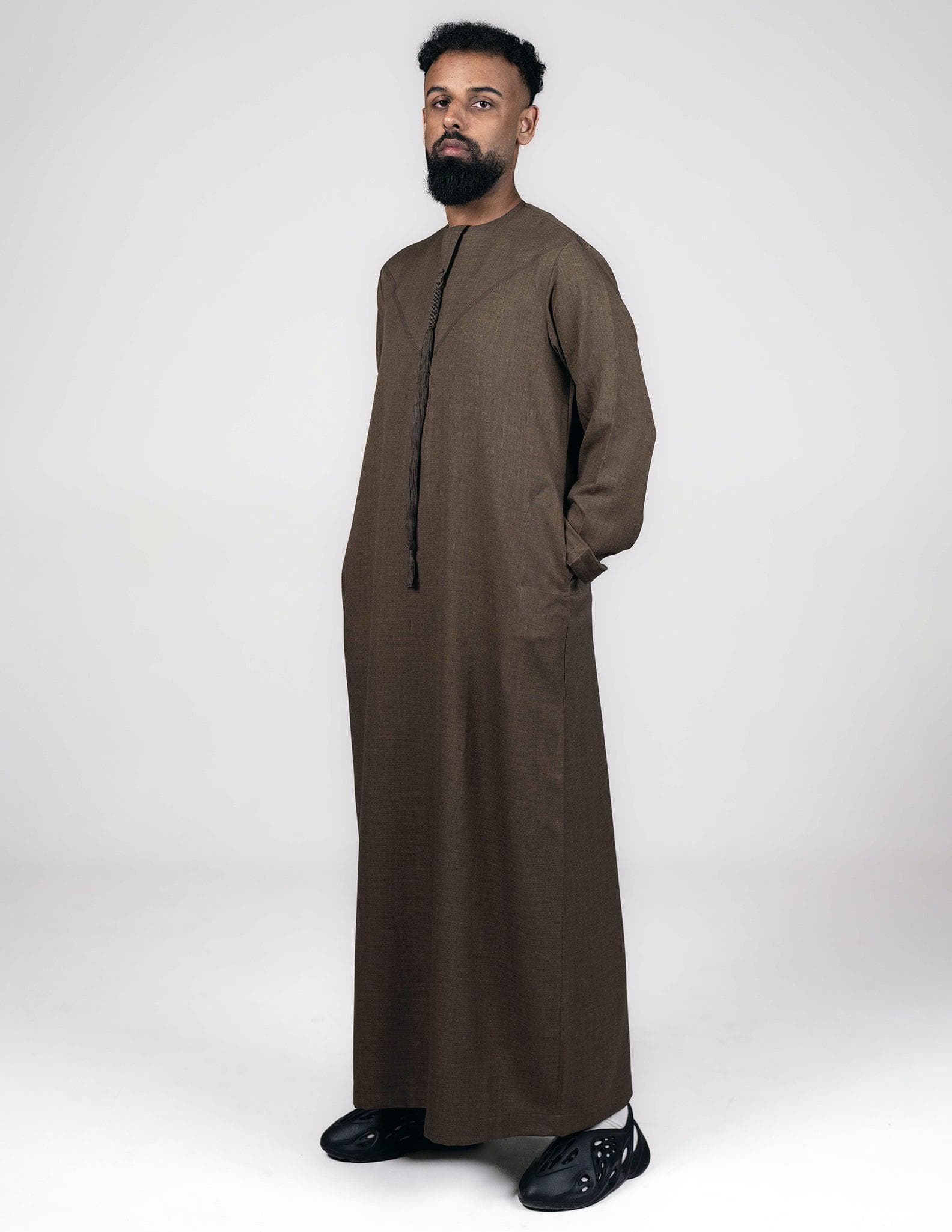 Sufyaan Brown Emirati Thobe - image 5