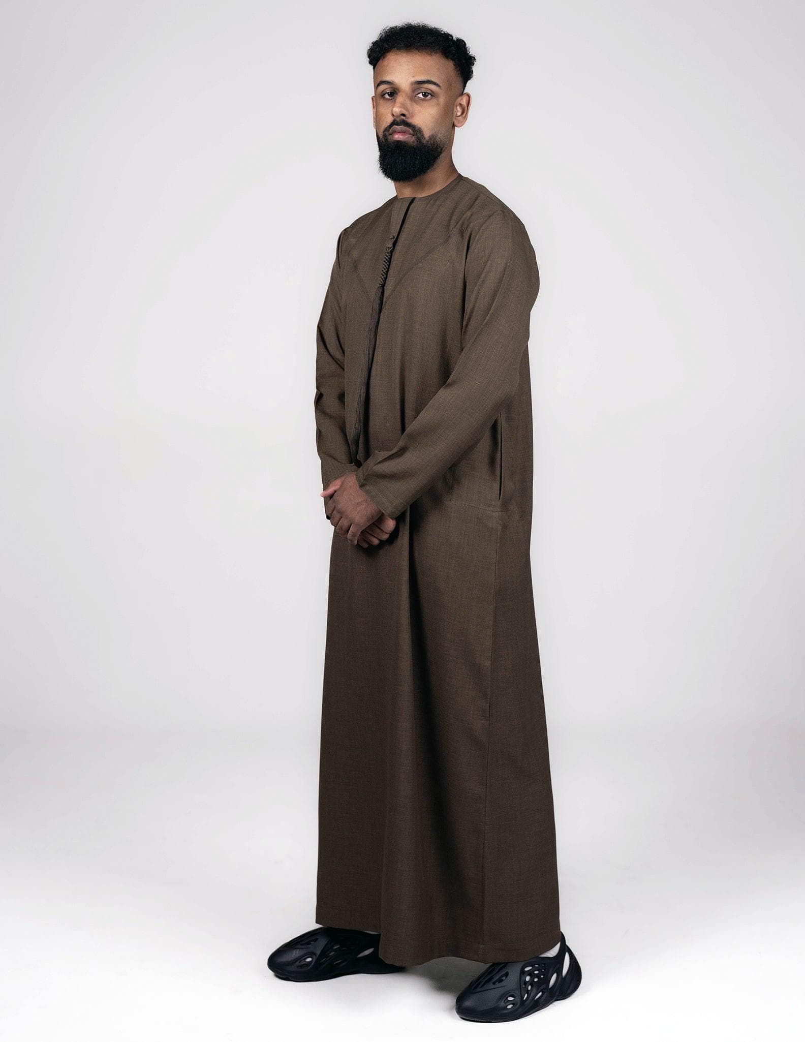 Sufyaan Brown Emirati Thobe - image 4