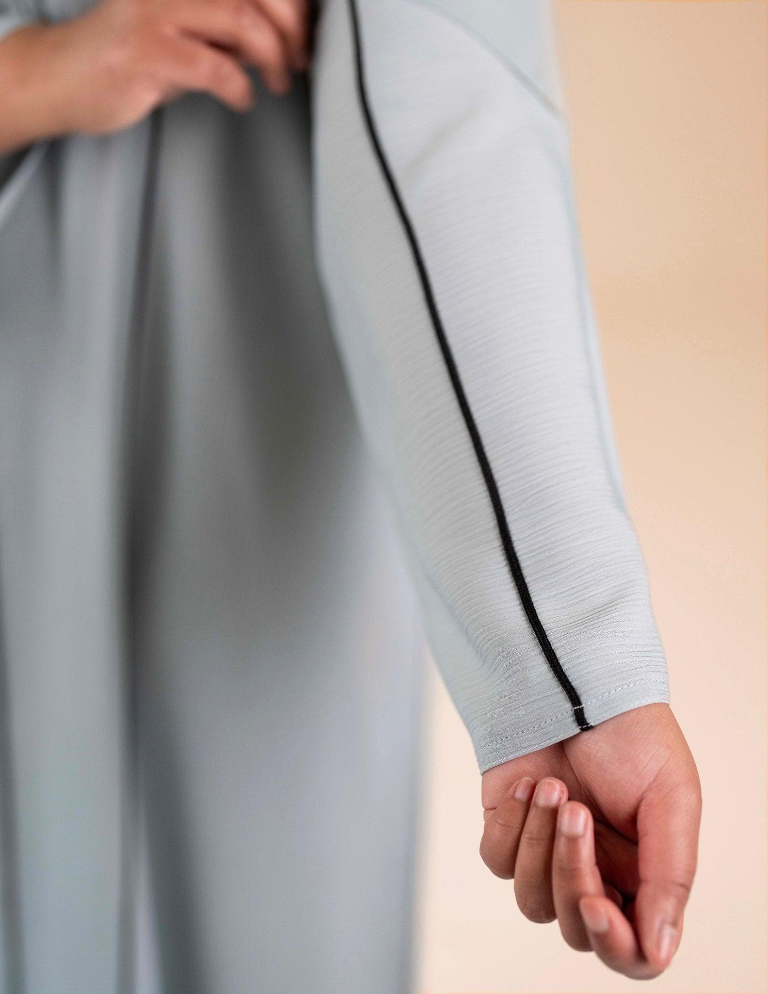 Essential Closed Fiza Blue Abaya - image 5