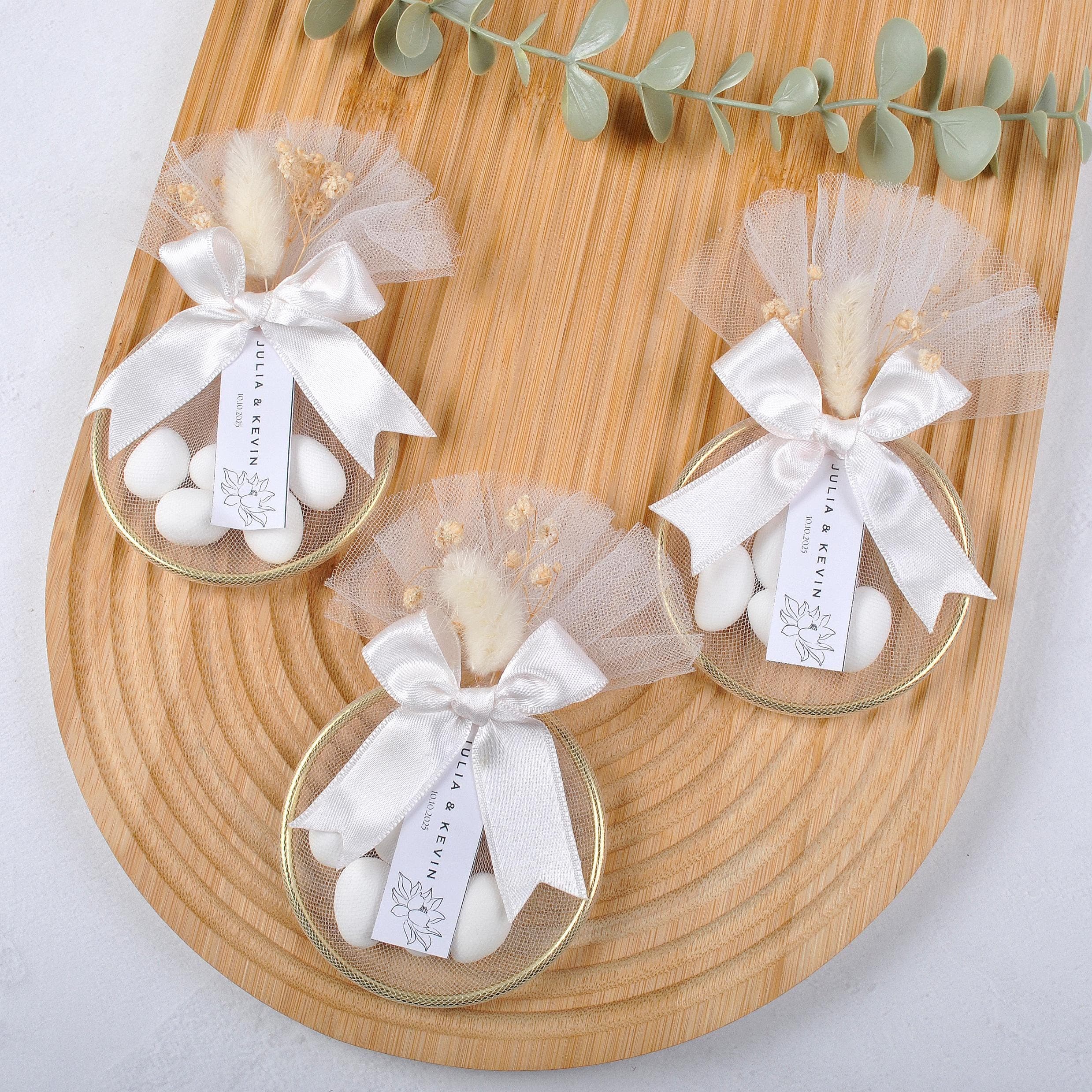 Personalized Almond Candy Wedding Favors, Tulle Wrapped Guest Gifts, Custom Sweet Treats for Weddings