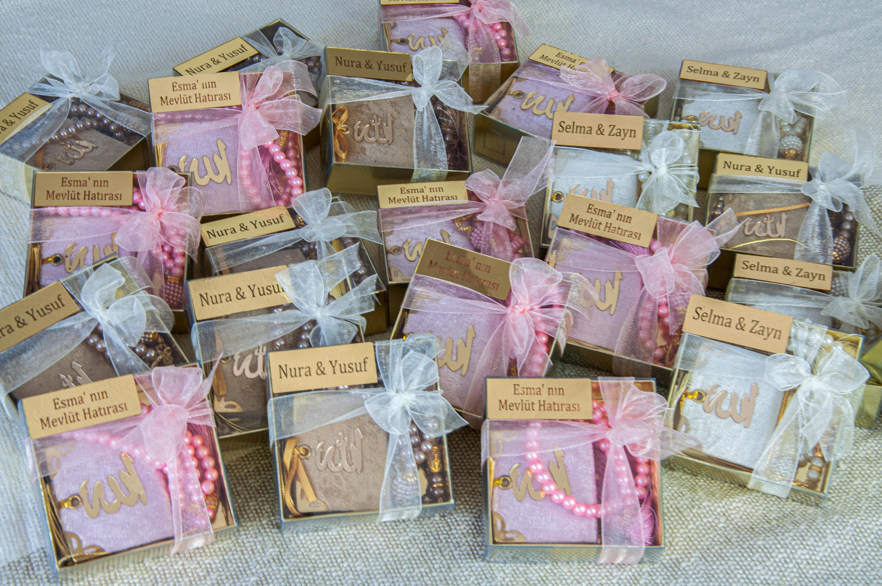 Personalized Mini Quran Gift Set: Velvet, Pearl Tasbeeh, Elegant Box - image 5