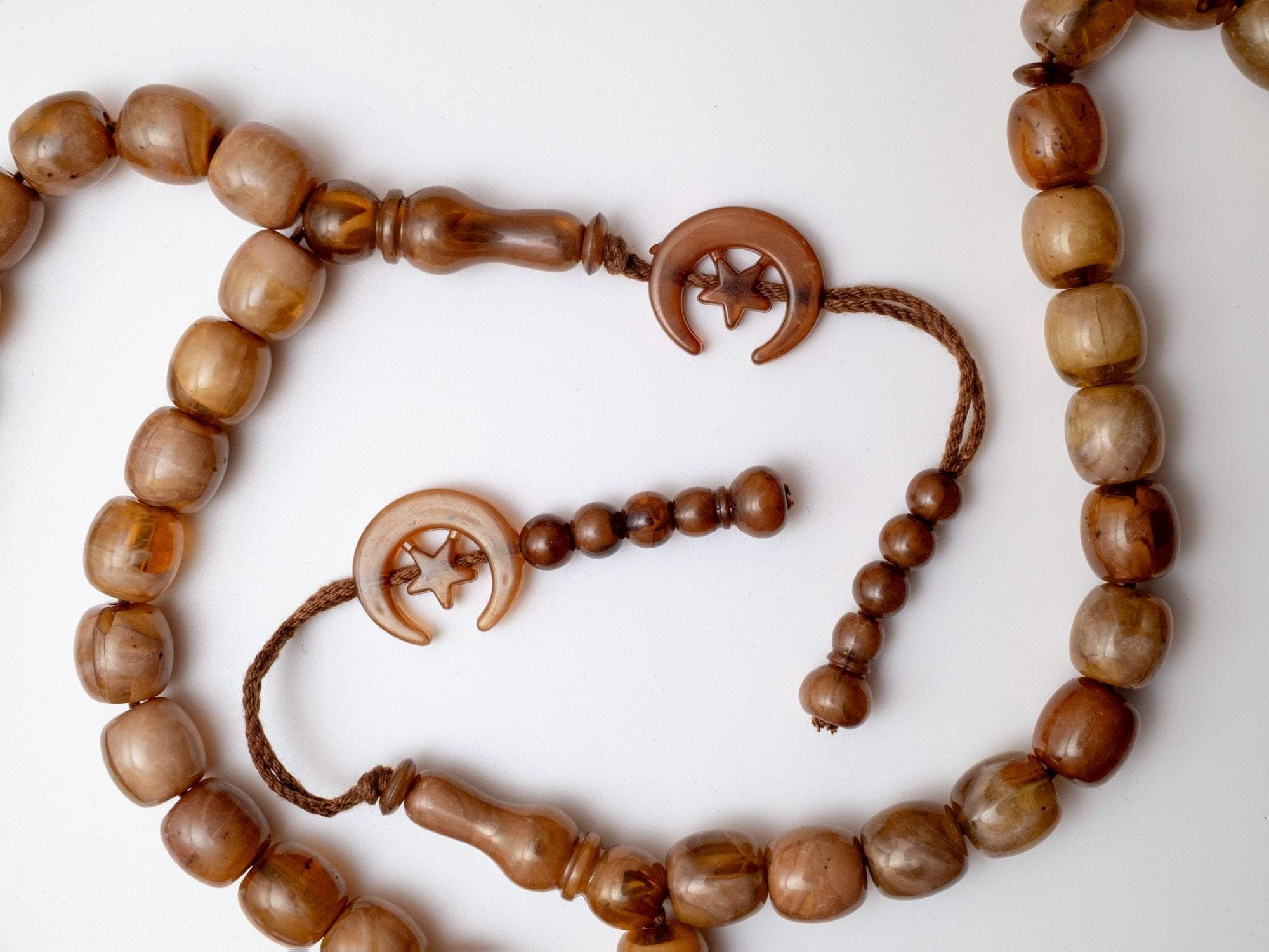 Ring Kahrman Tasbih – 33 Bead Islamic Prayer Beads with Crescent Star