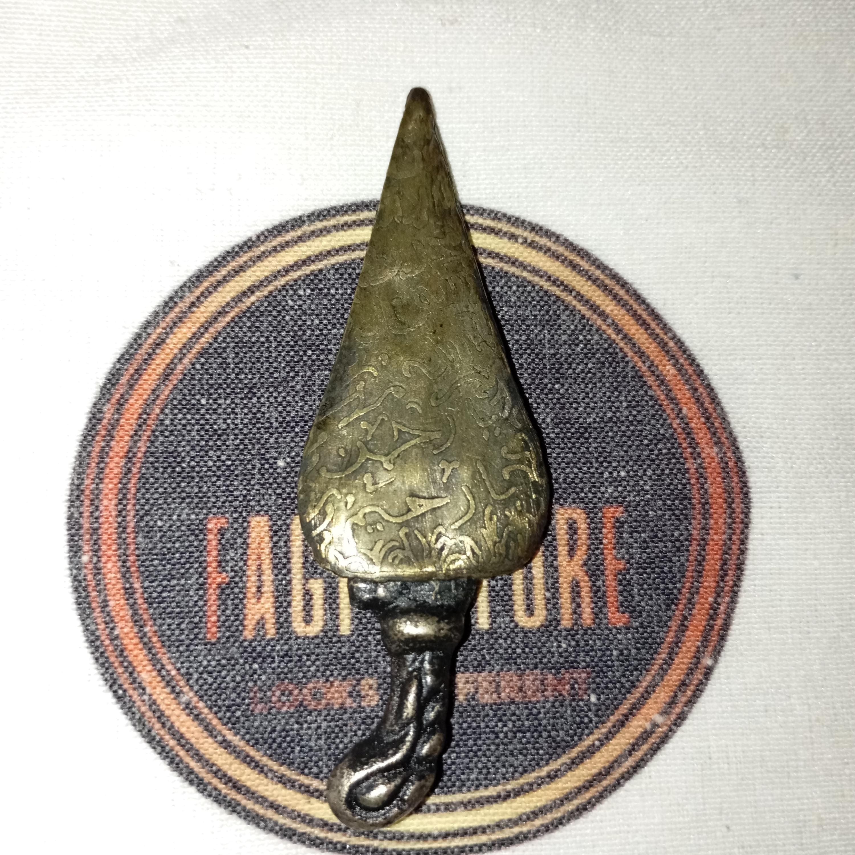 Mini Keris Pamomong Jagad – Javanese Talisman Amulet - image 3