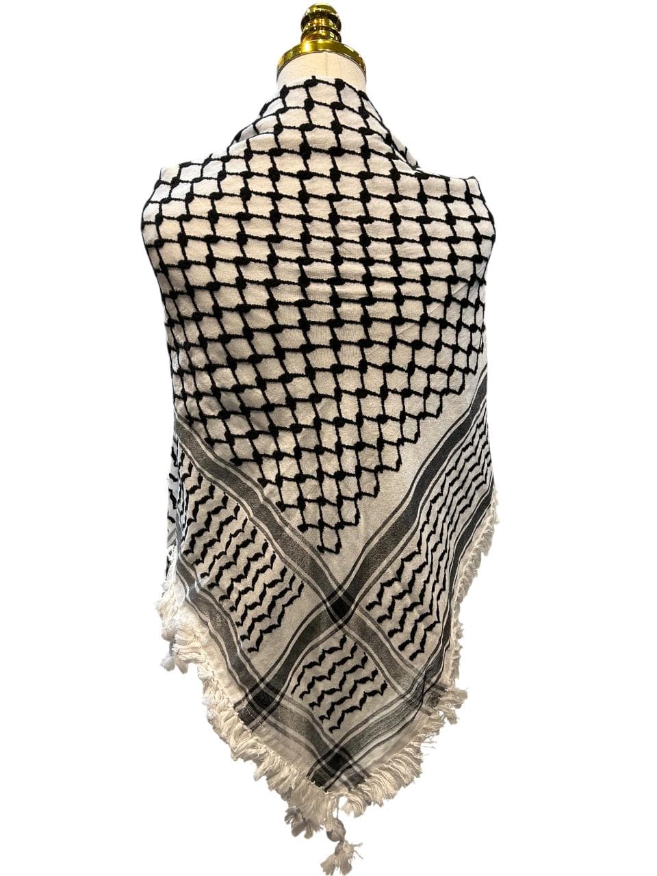 Traditional Palestinian Keffiyeh Scarf: Black & White Hatta, Made in Jordan - image 4