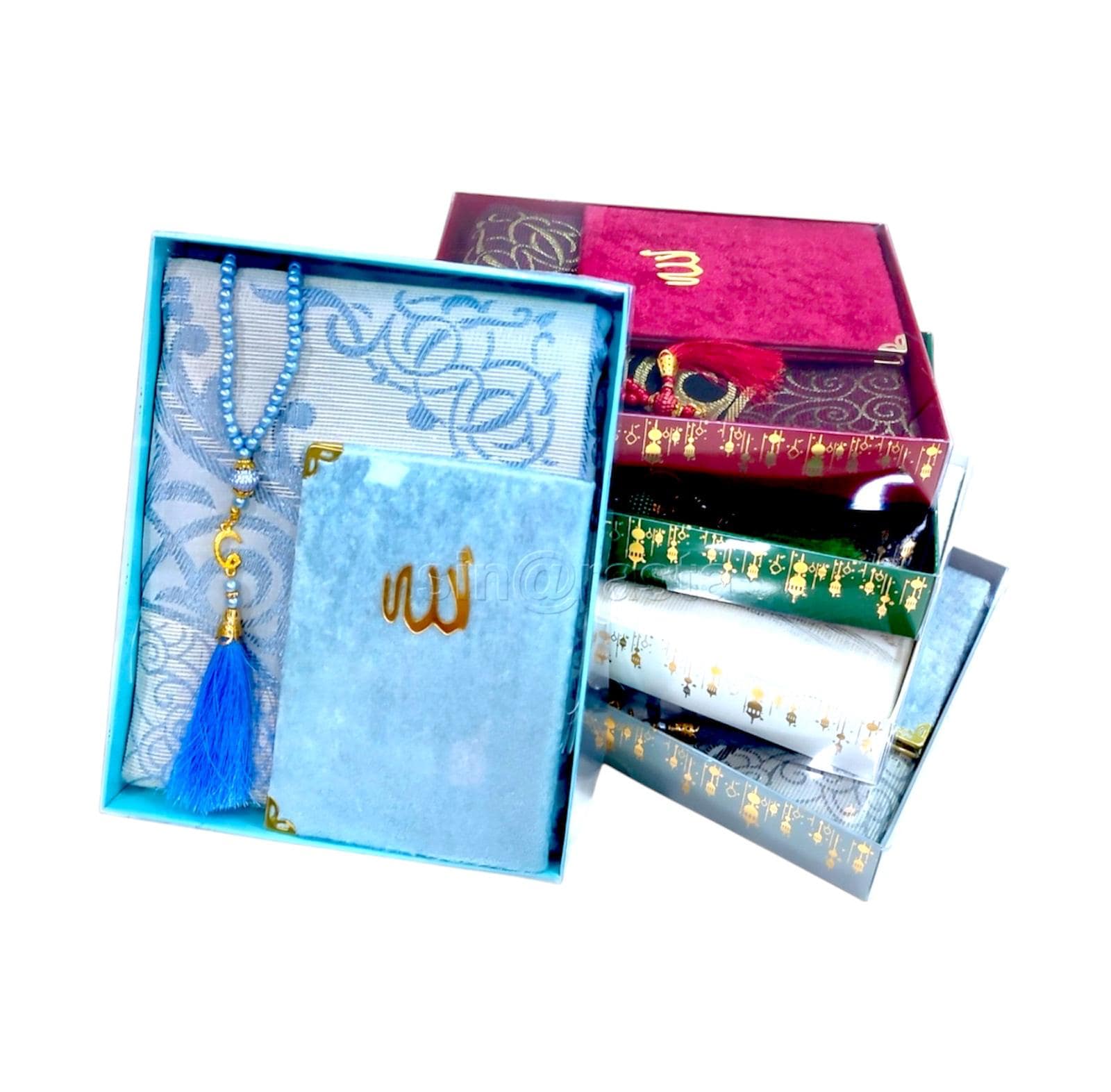 Gift plastic Box includes Prayer Mat rug, Jannamaz & Tasbeeh, Yassin quran