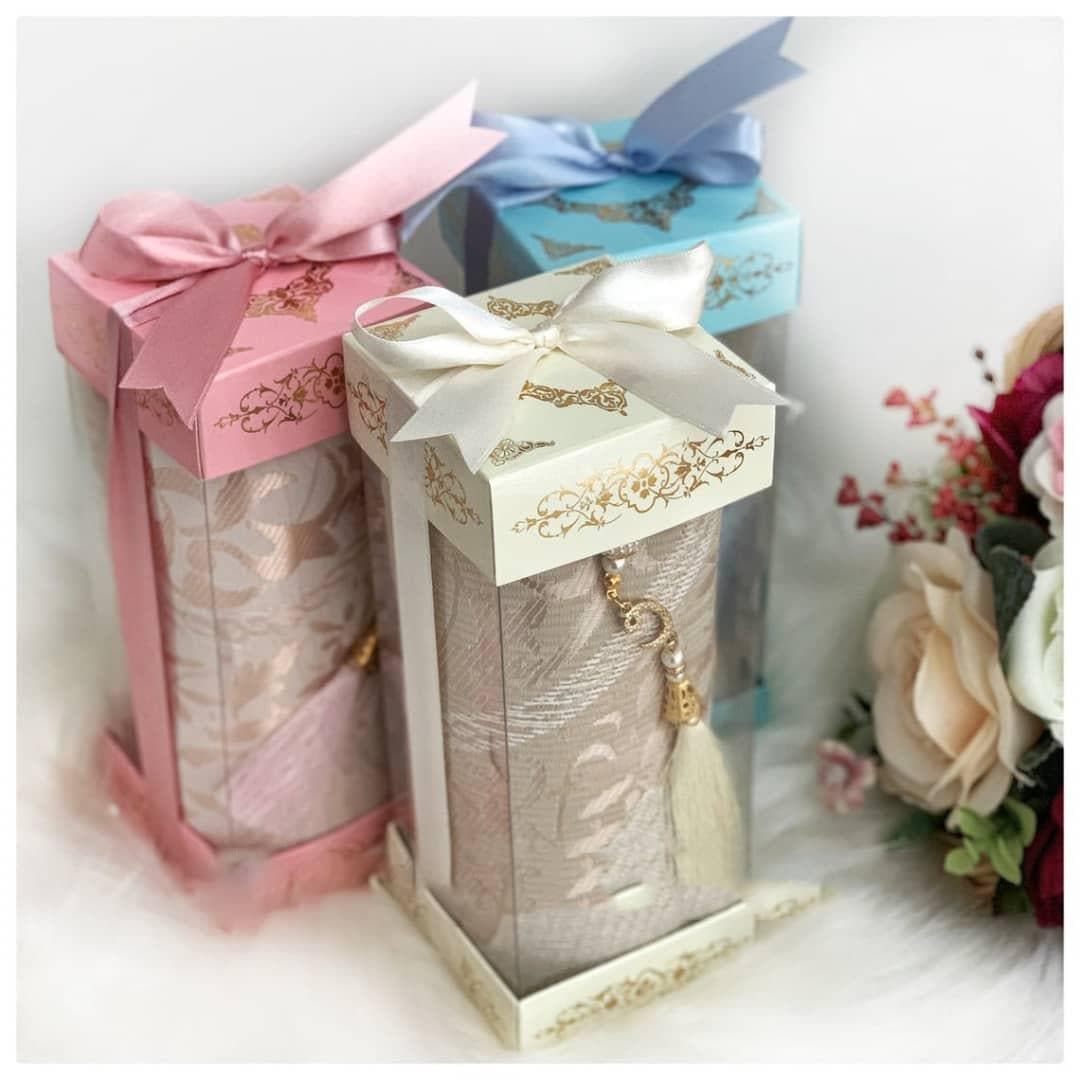 Ideal Gift plastic Box w Prayer Mat rugs Janamaz and Tasbeeh nice colours - image 5