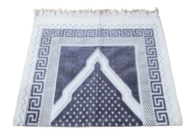 Quality Islamic prayer mat, rug, janamaz, Salat mat different colours - image 3
