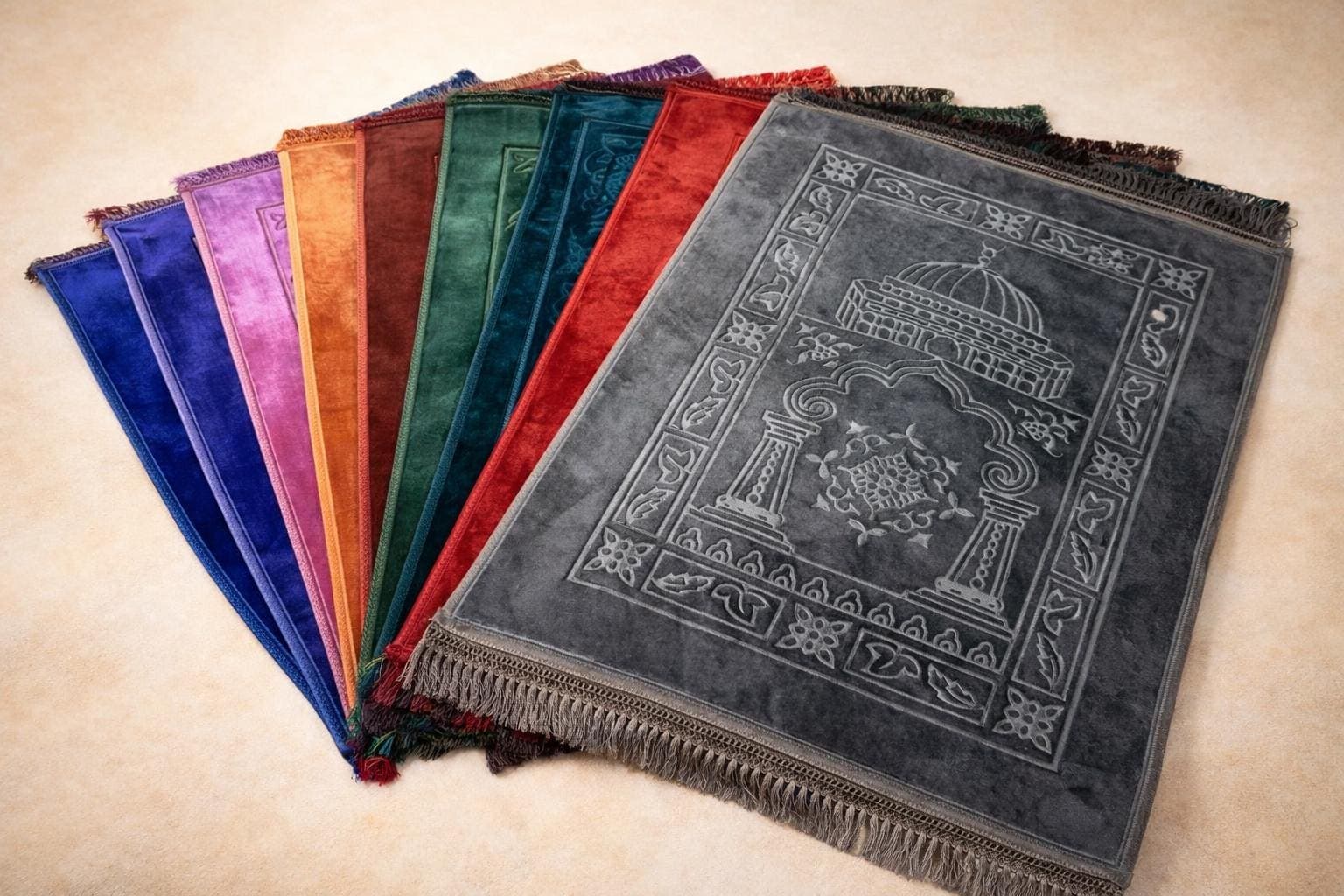 XL Velvet Islamic Prayer Mat: Padded Thick Janamaz Rug