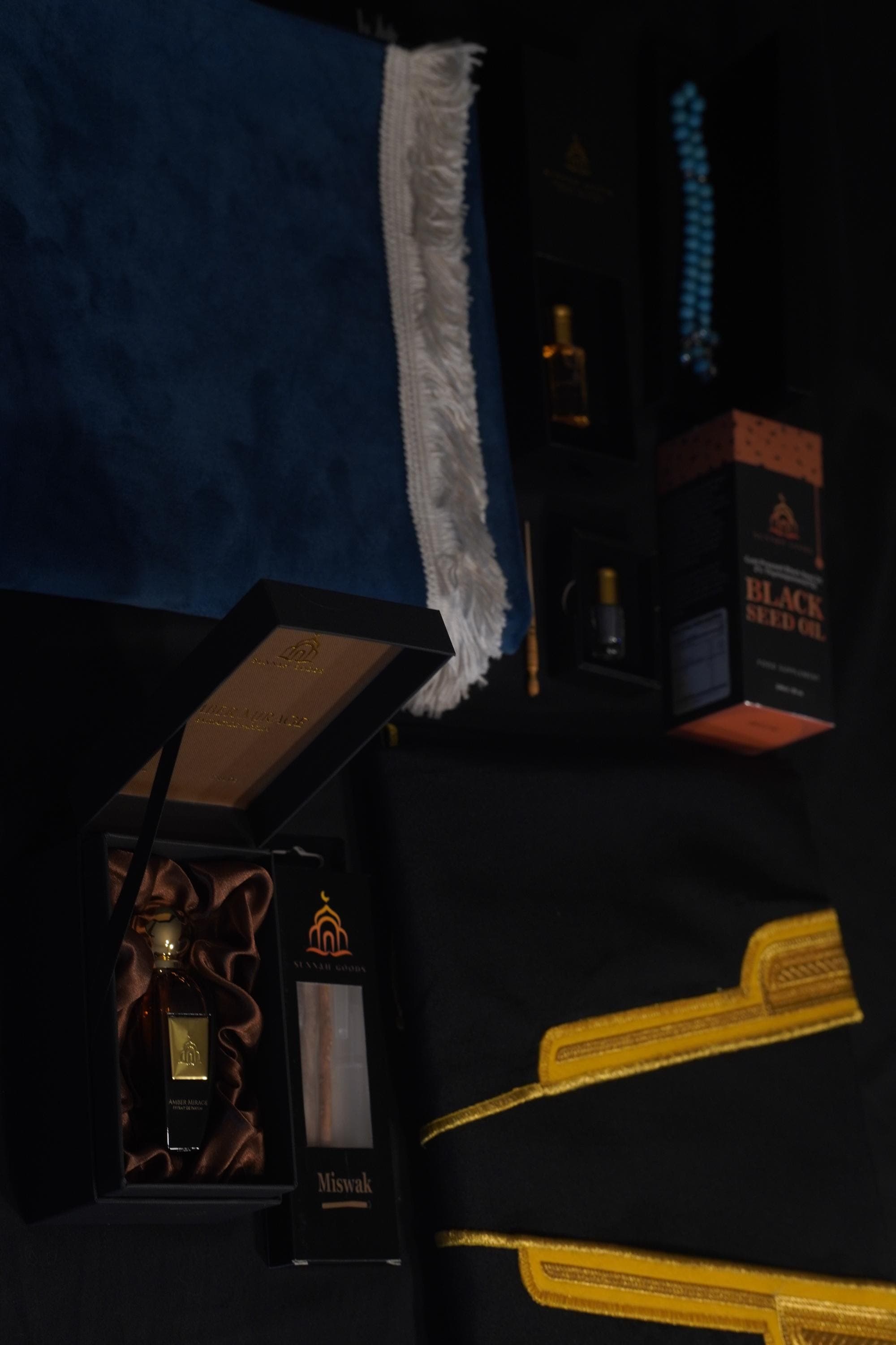 Premium Sunnah Gift Box | Luxury Islamic Gift Set for Men & Women - image 5