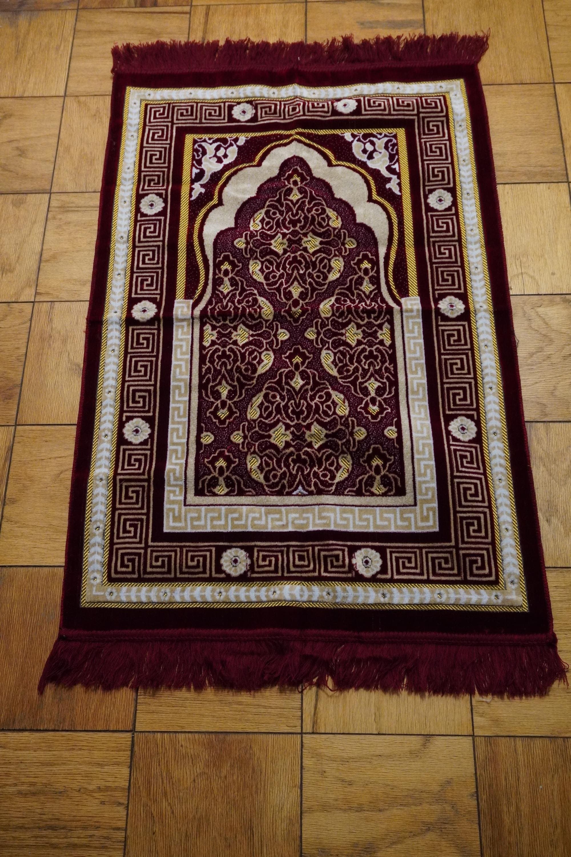 Lightweight Turkish Prayer Mat - image 5