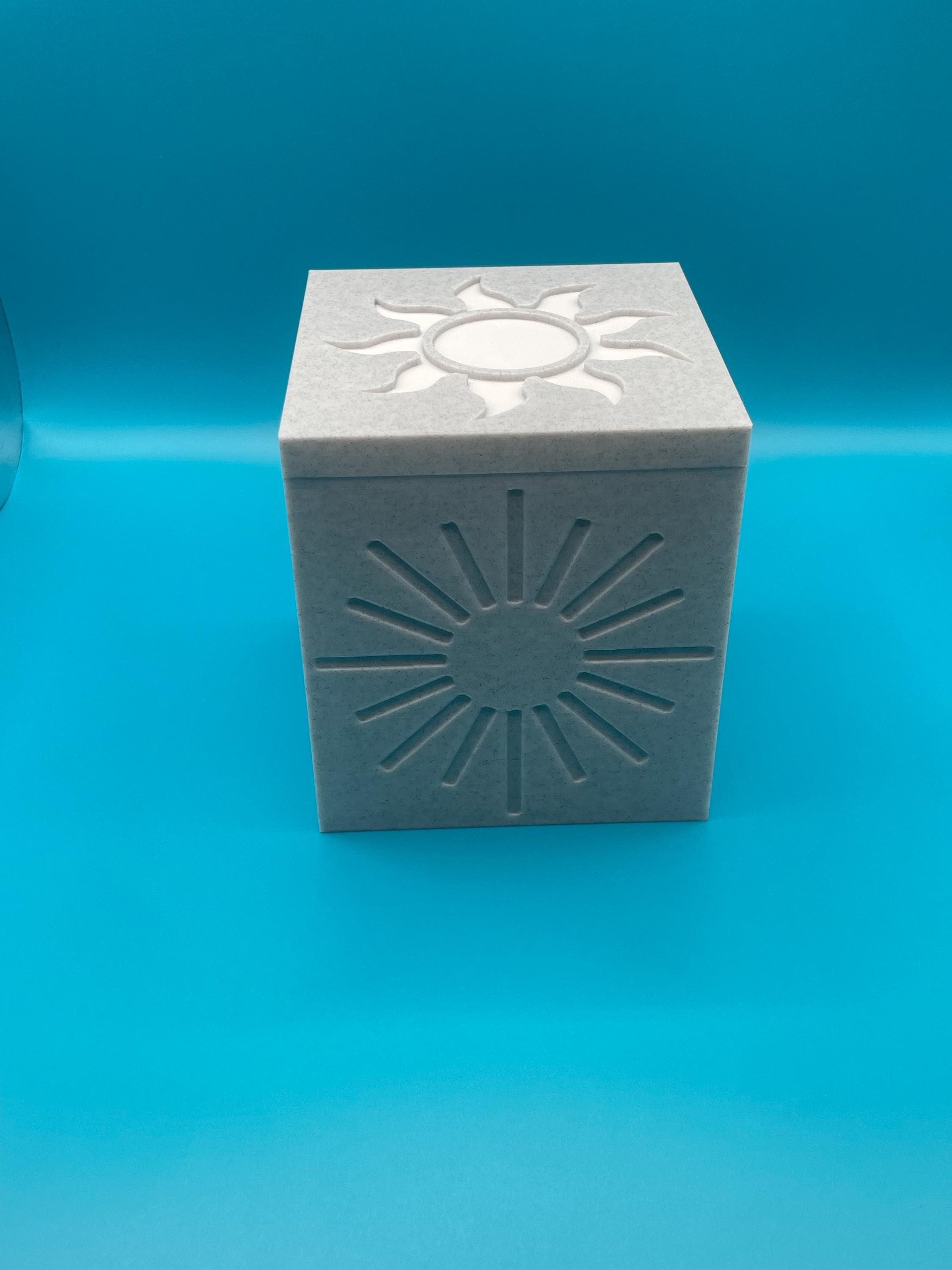 MTG EDH Inspired White Mana Deck Box | 3D Printed Magnetic Lid | Collectible Card Storage | Gamer Gift - image 3