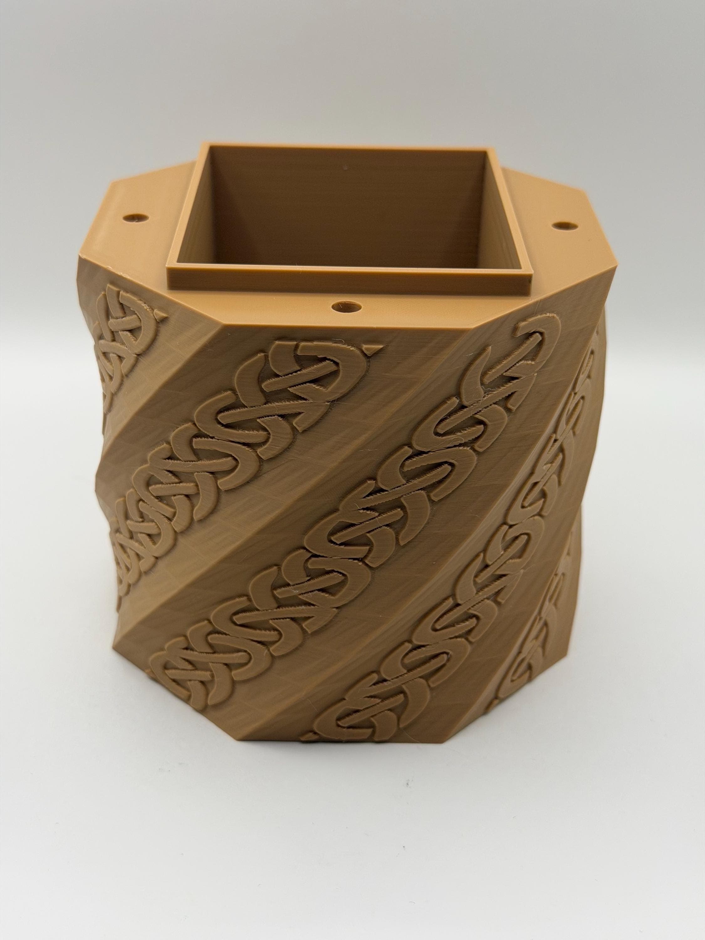 MTG EDH Celtic Knot Theme Deck Box | TCG Commander Deckbox | Magnetic Top Fantasy Gaming Cards Organizer - image 3