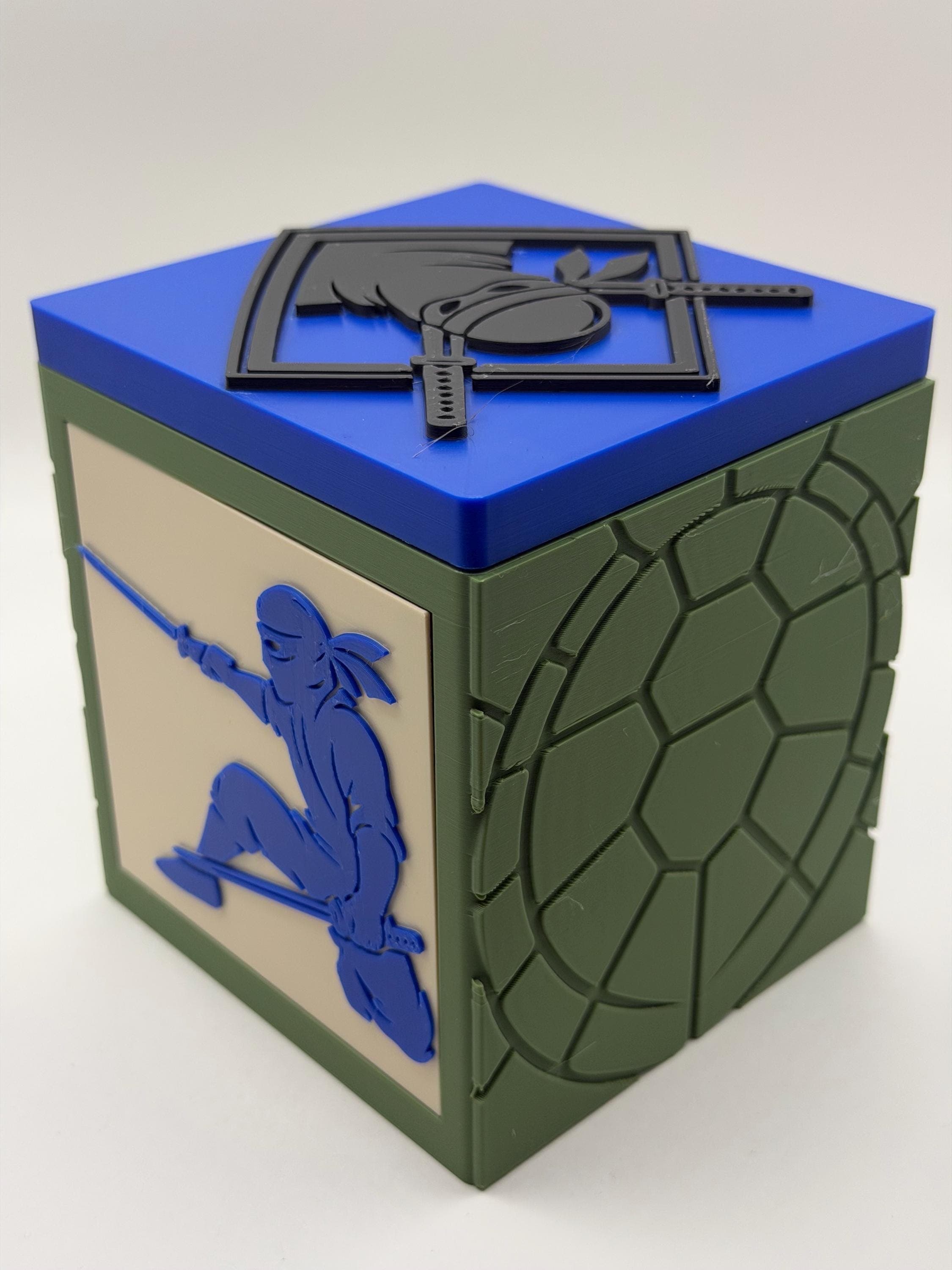 MTG EDH Deck Box | Blue Ninja Theme Deck Box Commander Showcase Display Slot with Toploader | Magnetic Top Gaming Cards Organizer - image 5