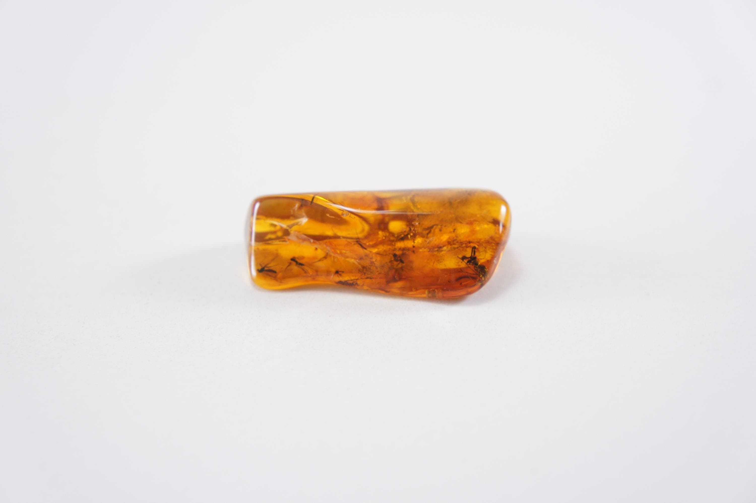 Genuine Baltic Amber Stone: Rectangle Gem with Insects (9.5 g /0.33 oz/) #2388 - image 5