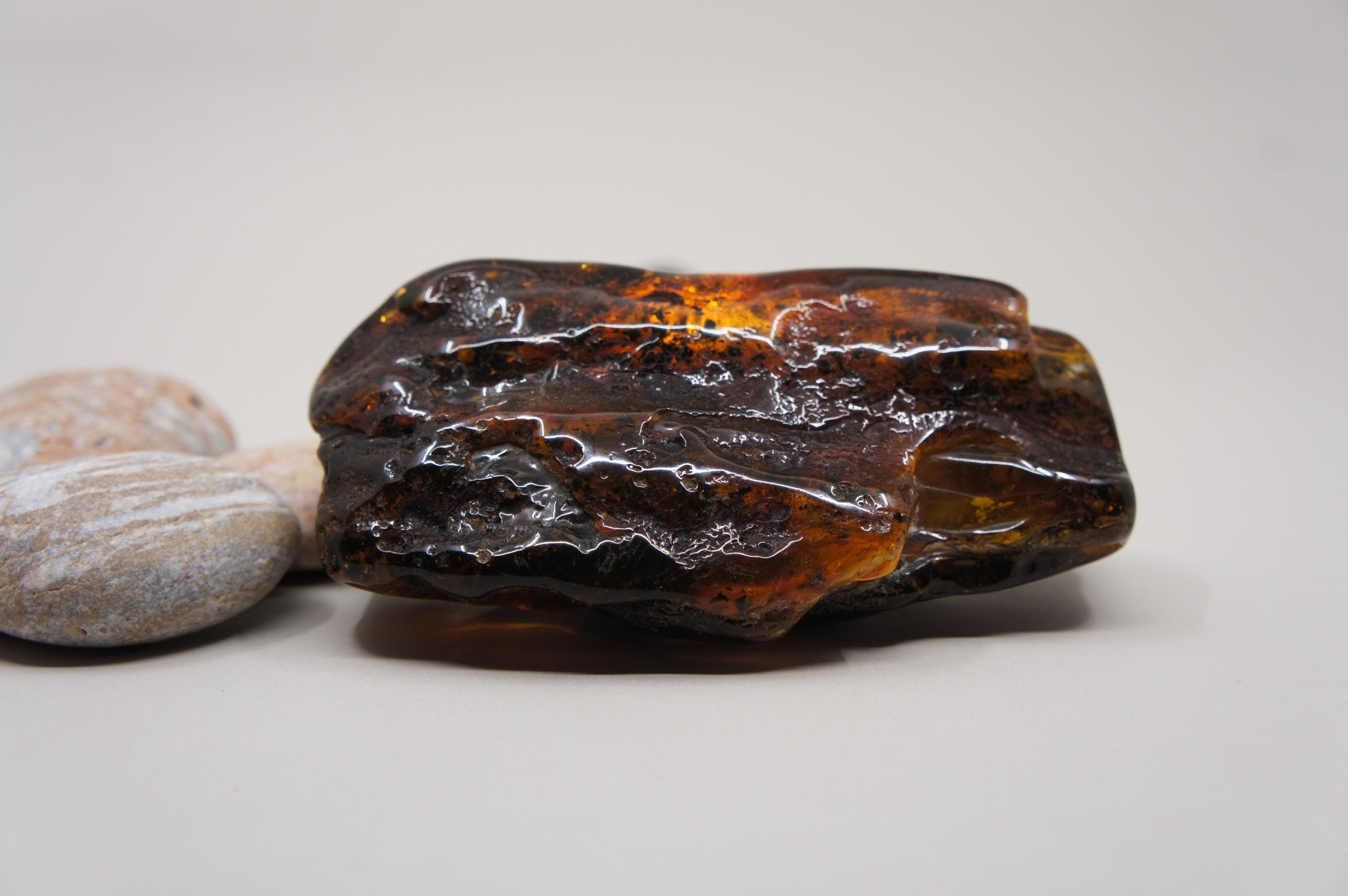 Natural Baltic Amber Stone: Rectangle Inclusion Gem, Collectible Souvenir 159 g /5.60 oz/ #2622