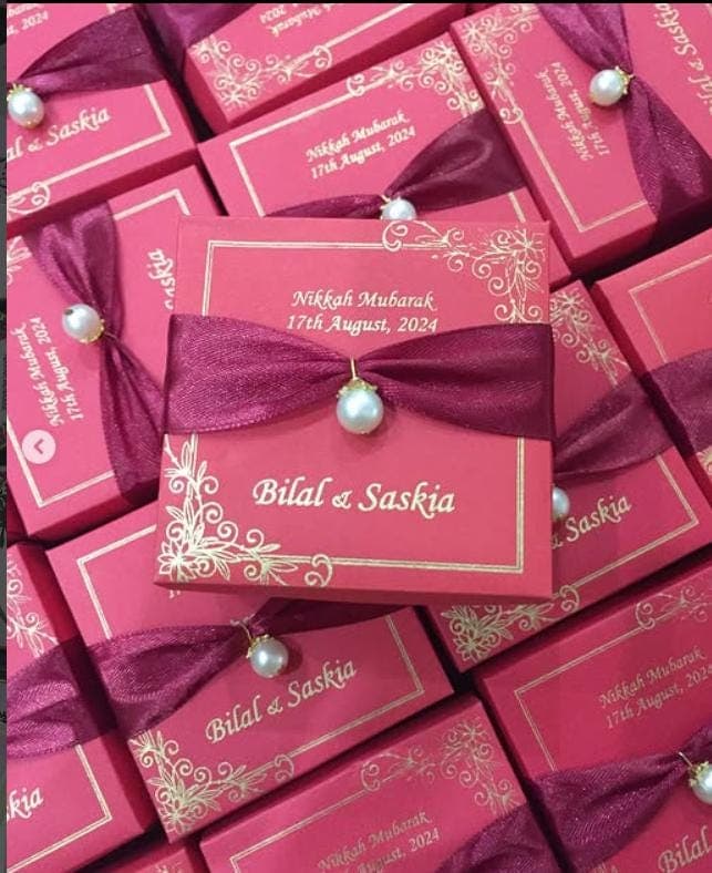 Elegant Wedding Favors With Pearl & Ribbon/ Bid Boxes - image 4