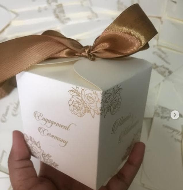 Personalized Wedding Favors, Return Gift, Bid Boxes