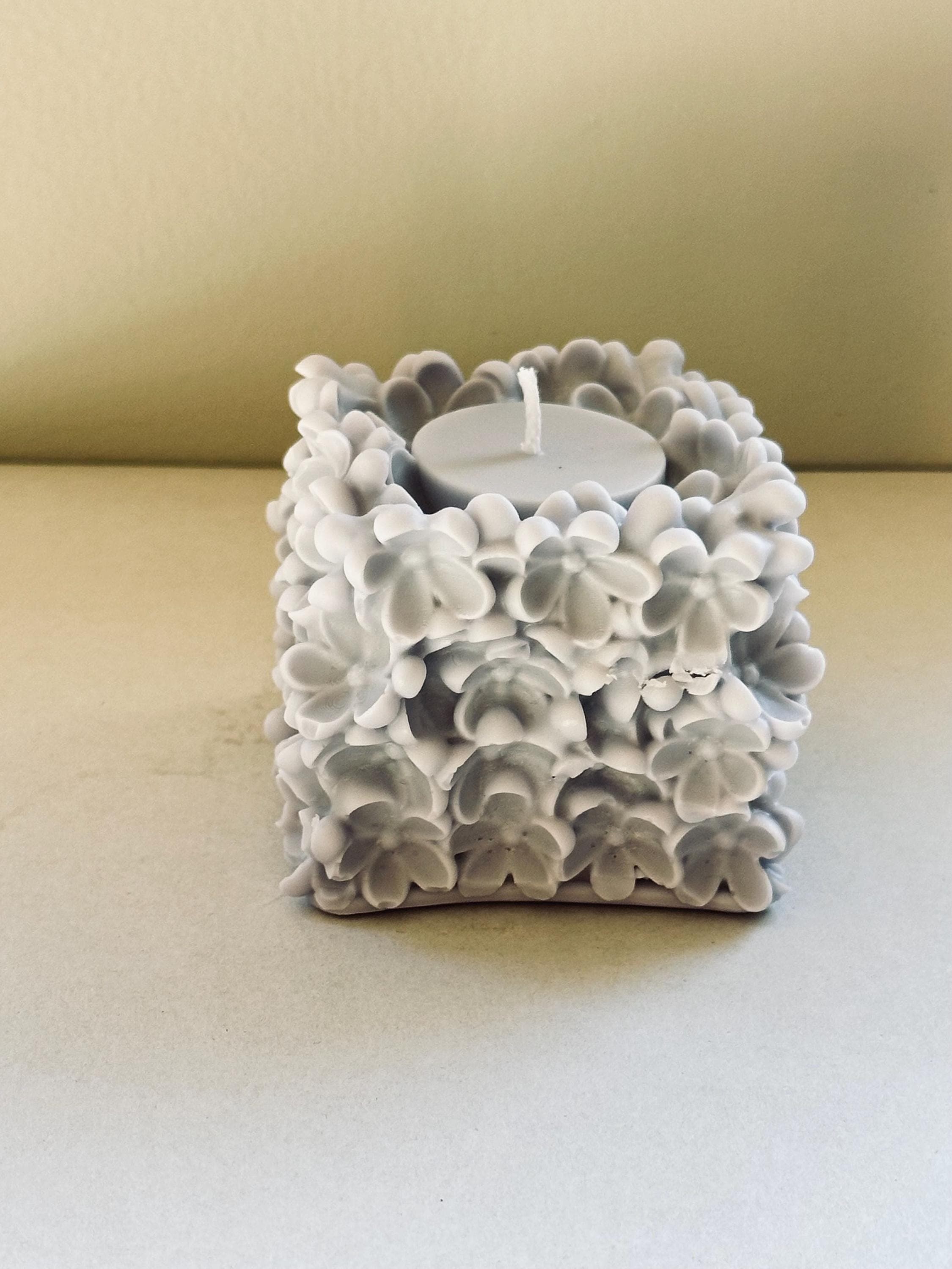 Flower Candle | Handmade Soy Wax Candle | Elegant Flower Candle - image 4